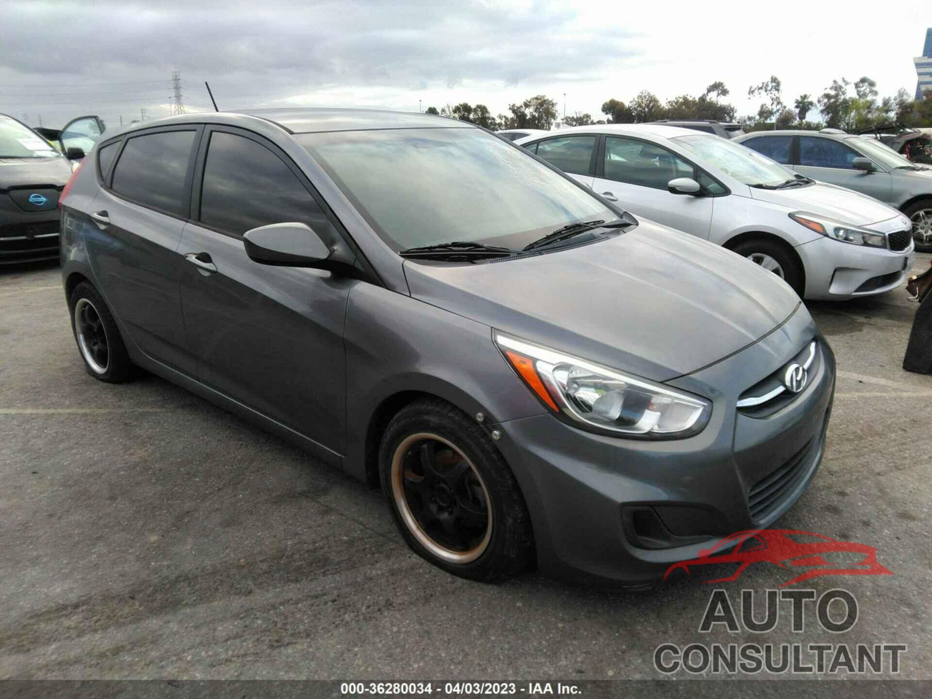 HYUNDAI ACCENT 2015 - KMHCT5AE3FU202601