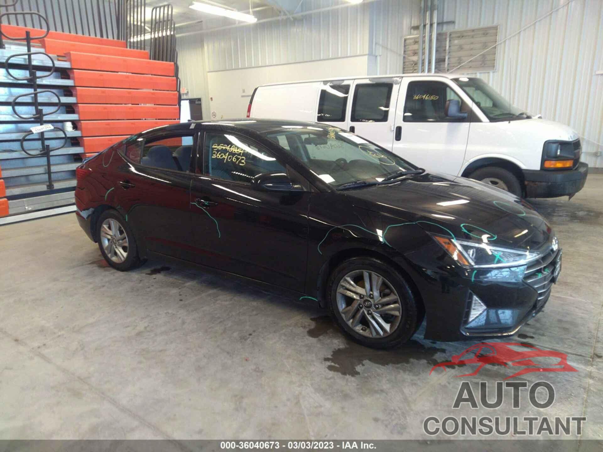 HYUNDAI ELANTRA 2020 - 5NPD84LF6LH581352