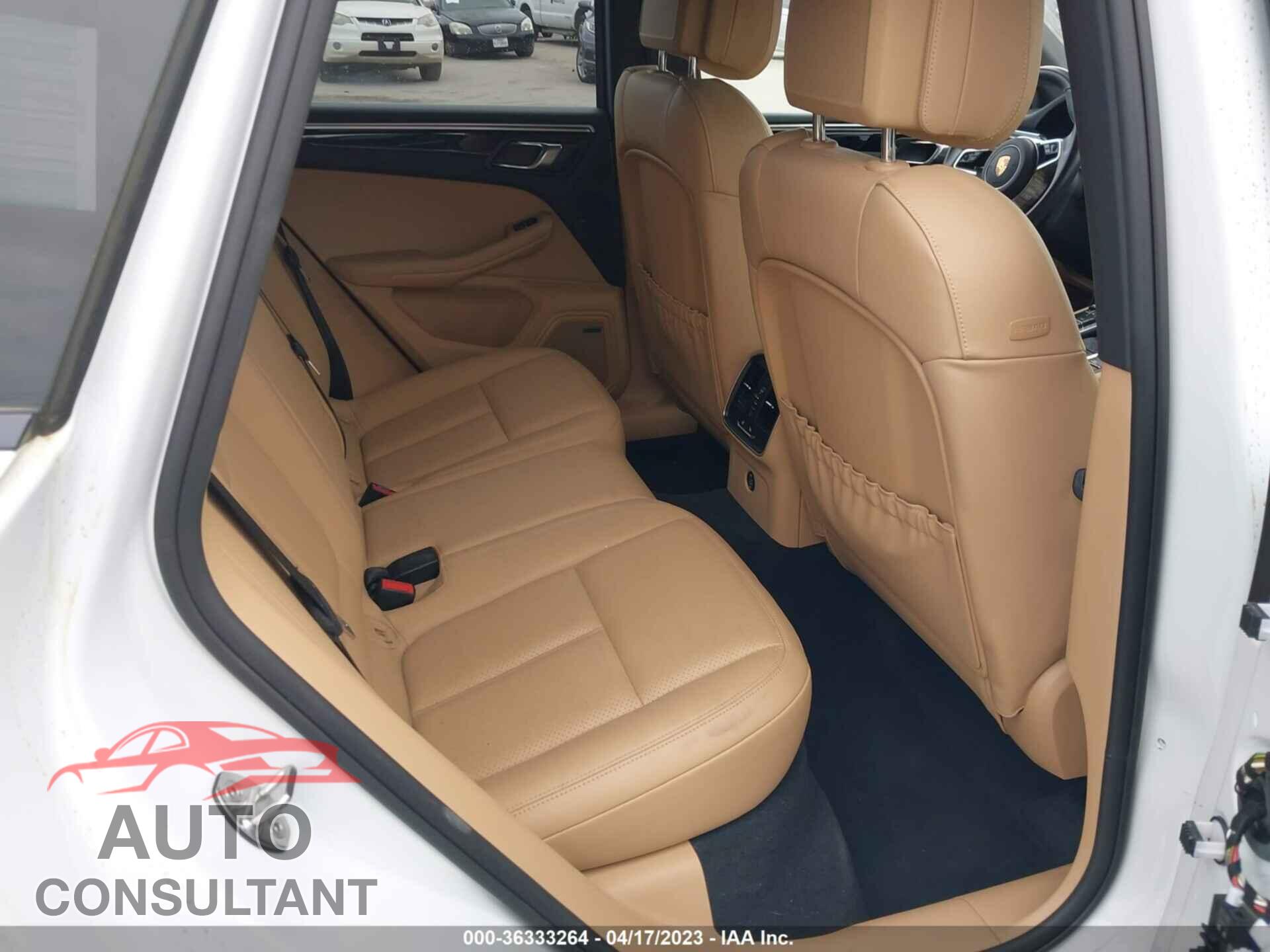 PORSCHE MACAN 2018 - WP1AA2A55JLB11312