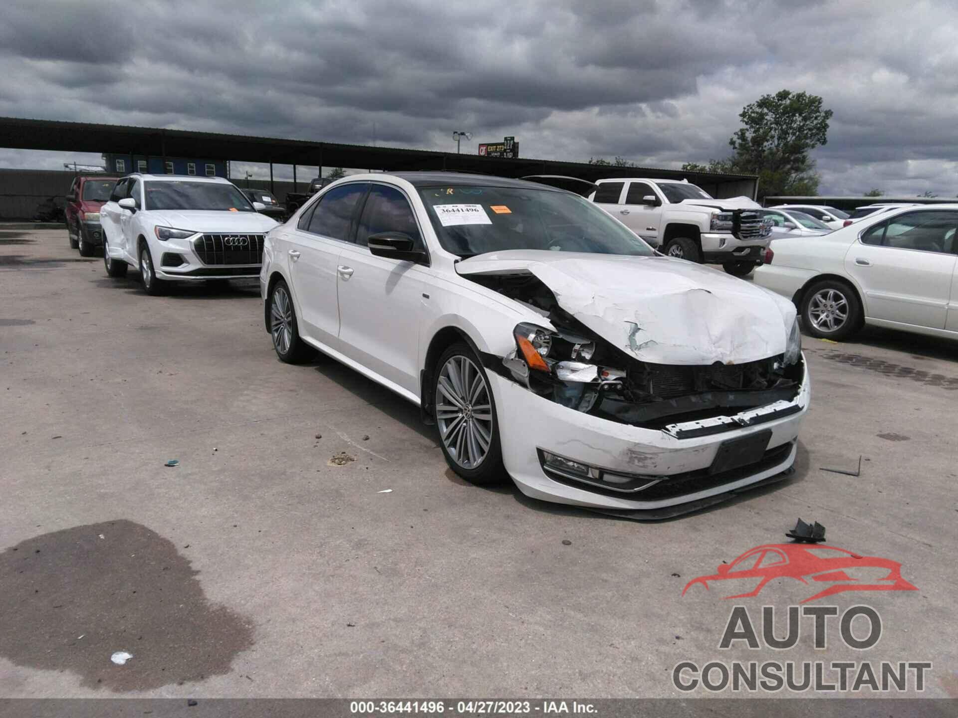 VOLKSWAGEN PASSAT 2015 - 1VWBS7A3XFC058285