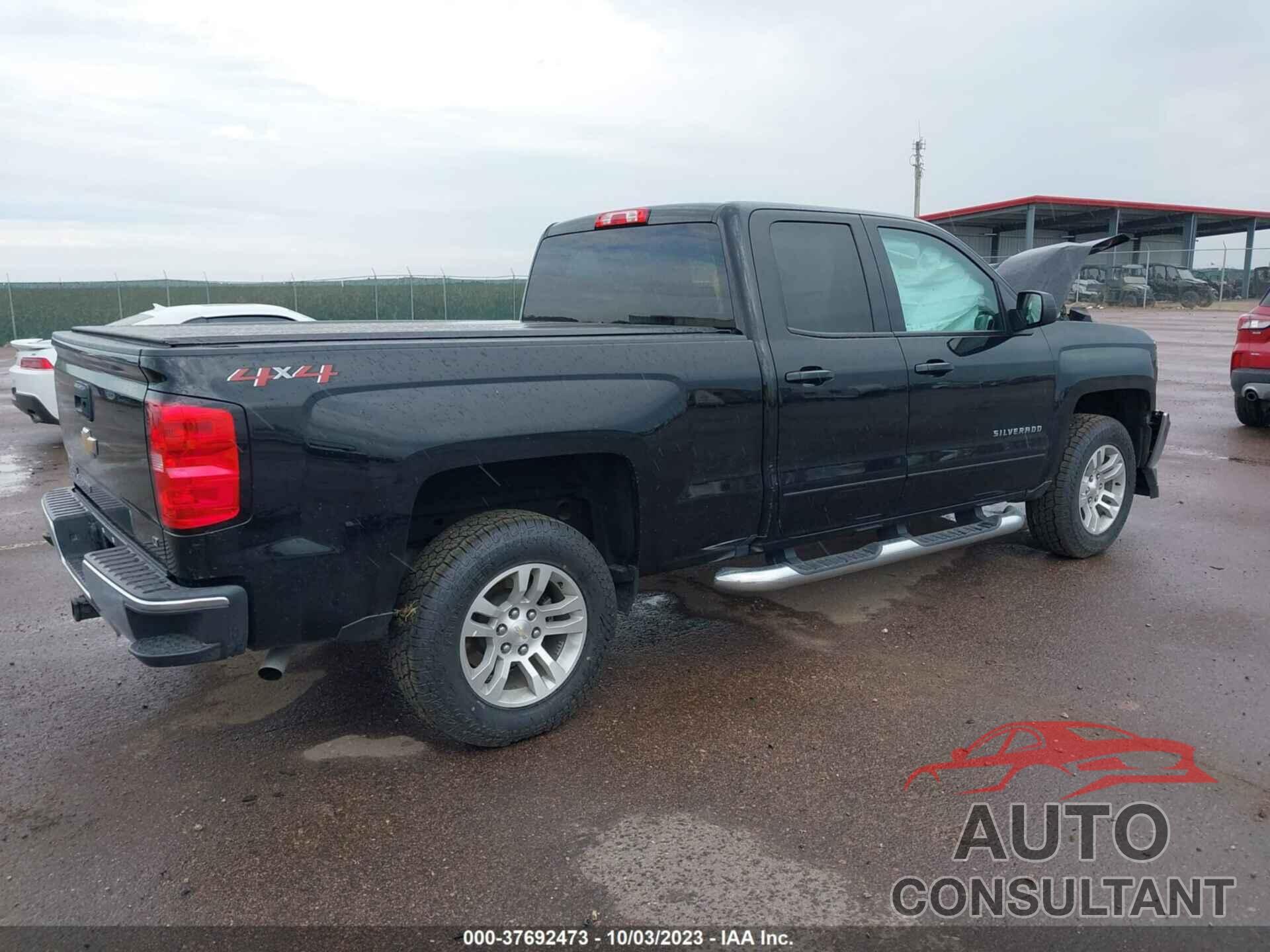 CHEVROLET SILVERADO 1500 2018 - 1GCVKREC3JZ323852