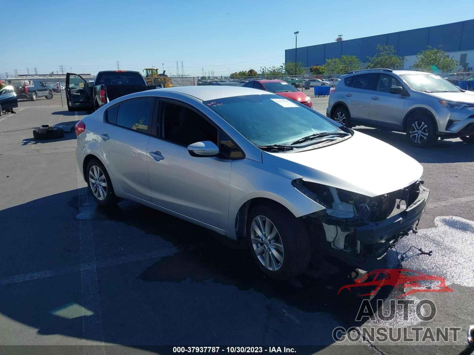 KIA FORTE 2016 - KNAFX4A60G5507782