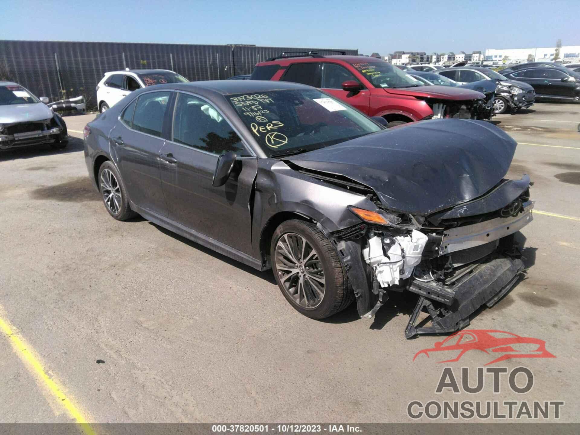 TOYOTA CAMRY 2019 - 4T1B11HK2KU795383