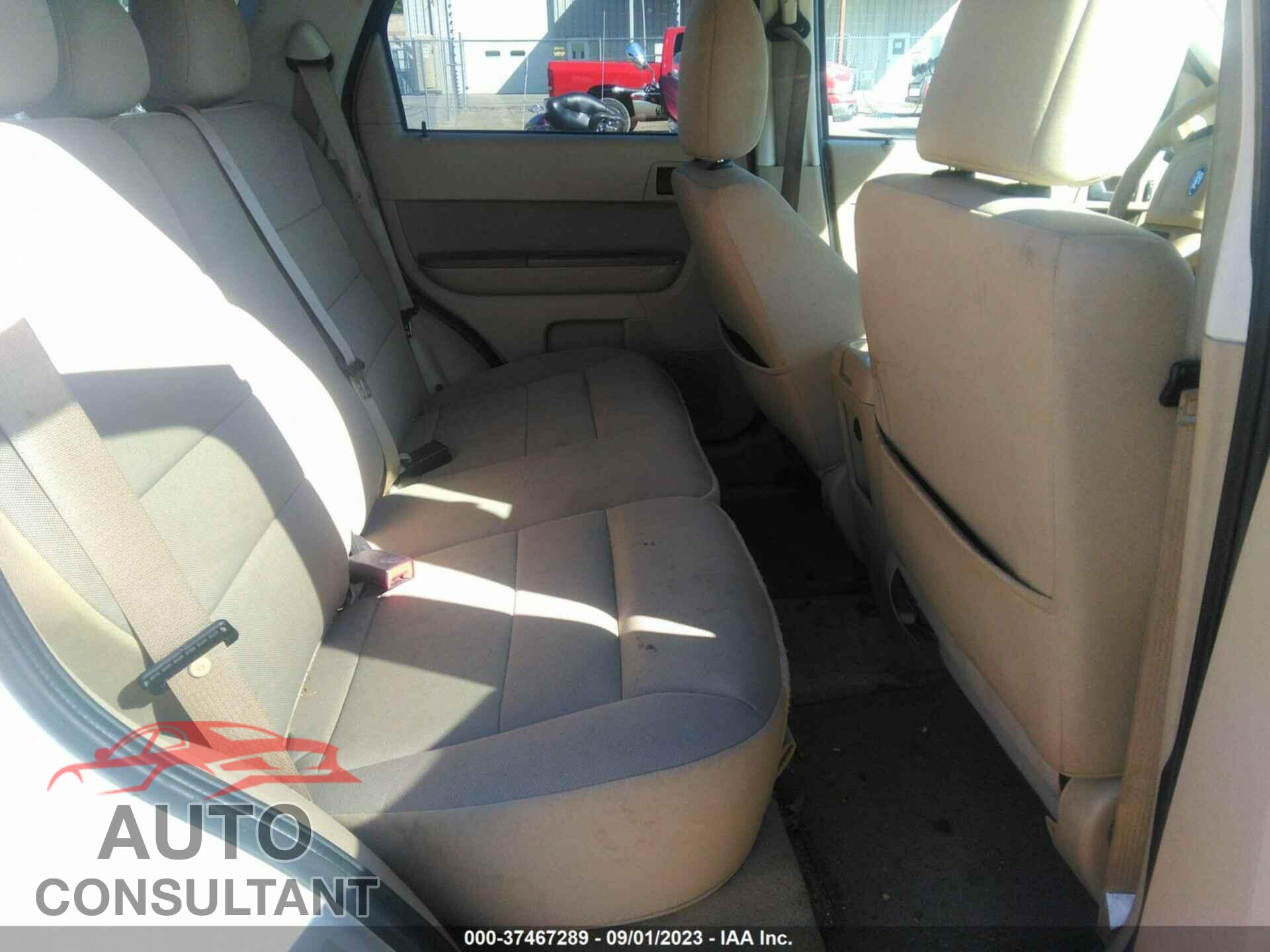 FORD ESCAPE 2011 - 1FMCU9D79BKA93682