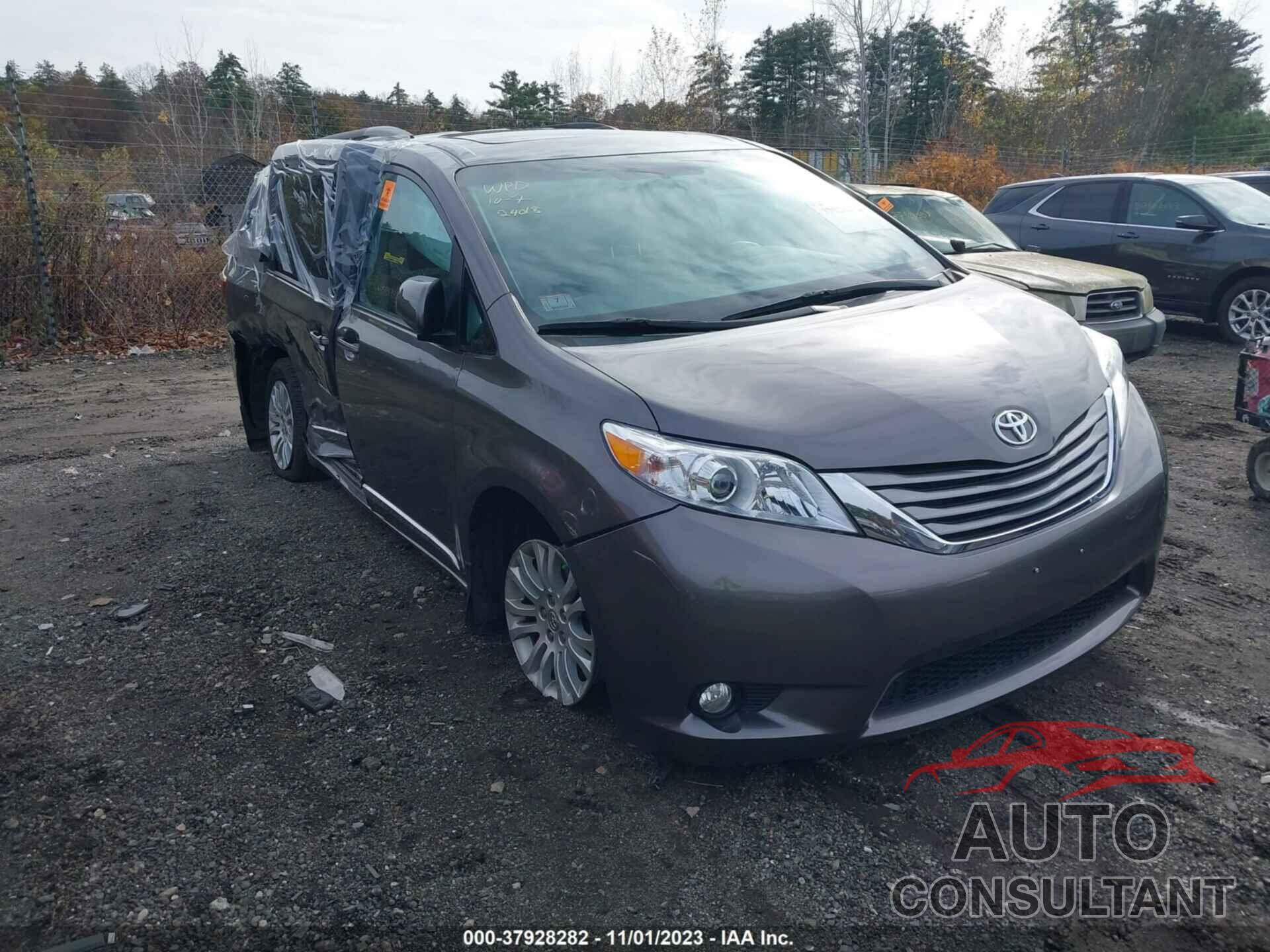 TOYOTA SIENNA 2016 - 5TDYK3DC2GS723858