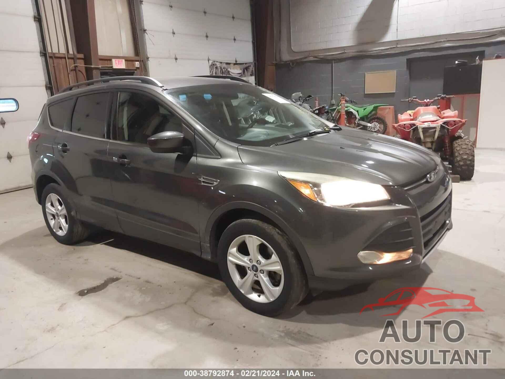 FORD ESCAPE 2016 - 1FMCU9GXXGUC71445