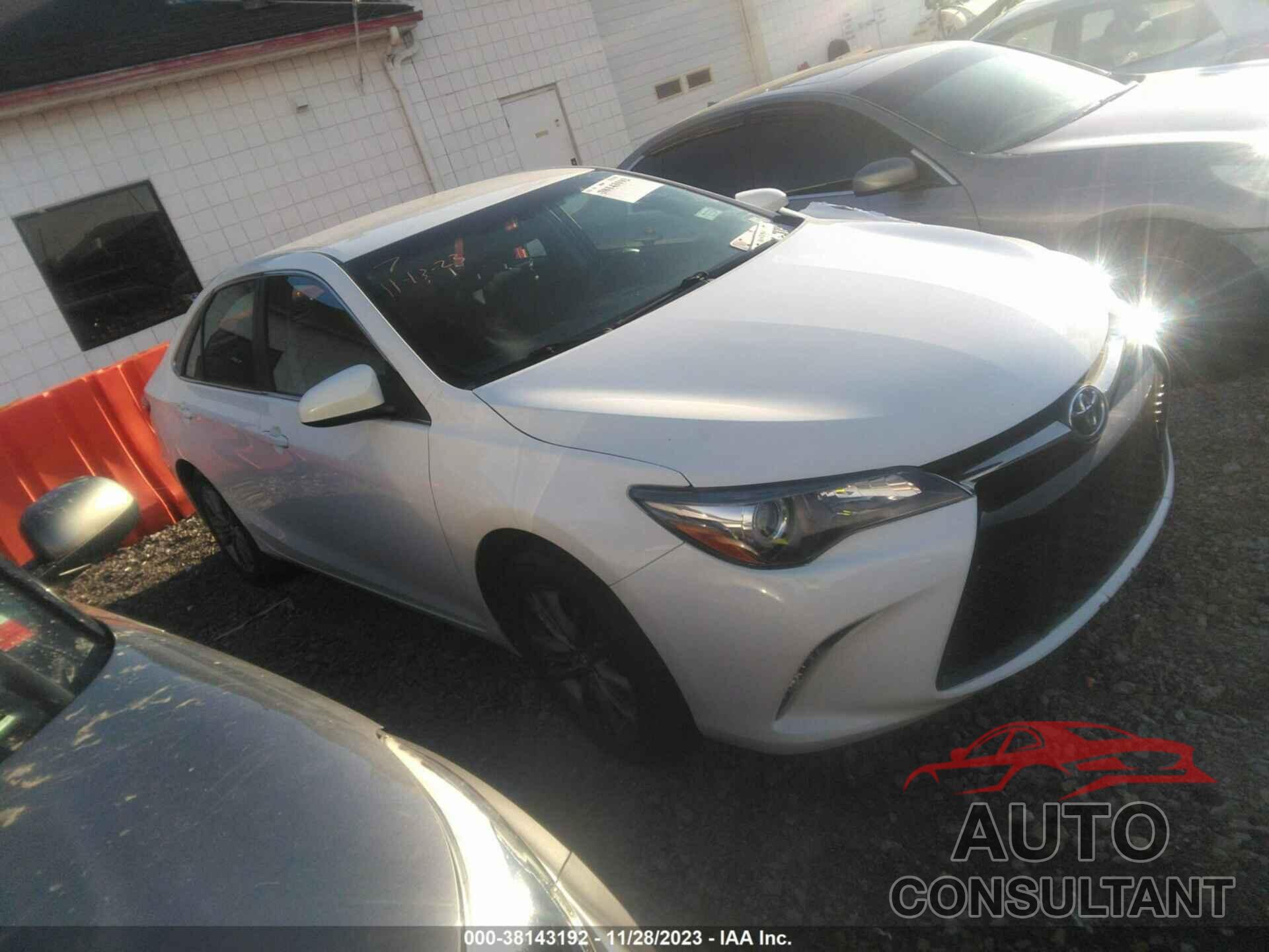 TOYOTA CAMRY 2016 - 4T1BF1FK3GU503610