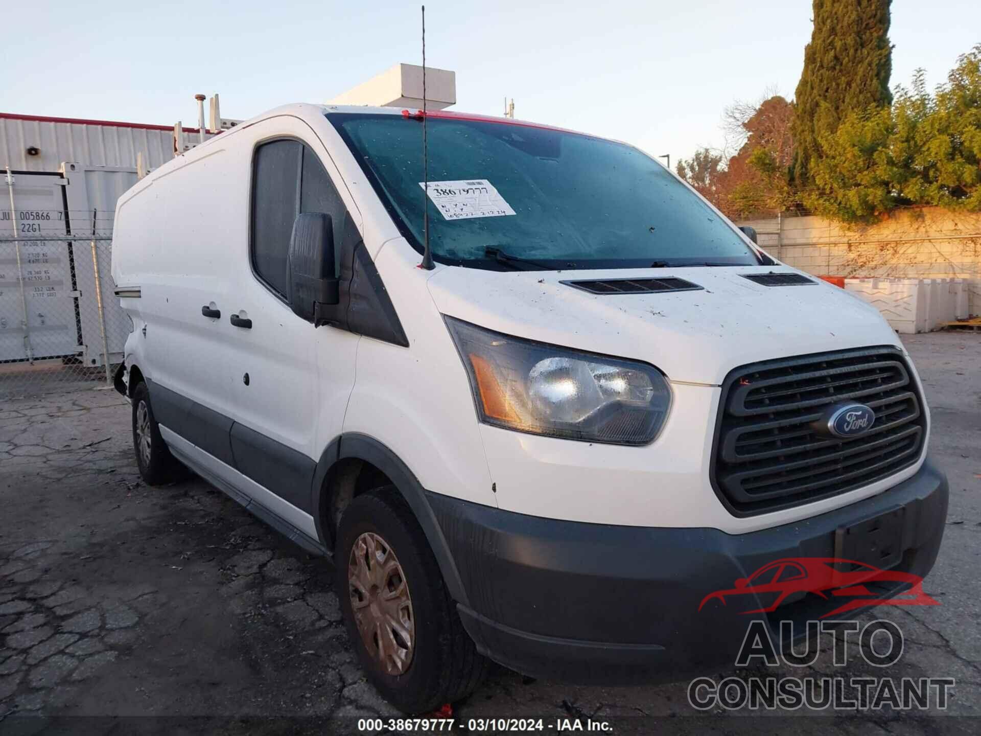 FORD TRANSIT-150 2018 - 1FTYE1YM3JKB11181