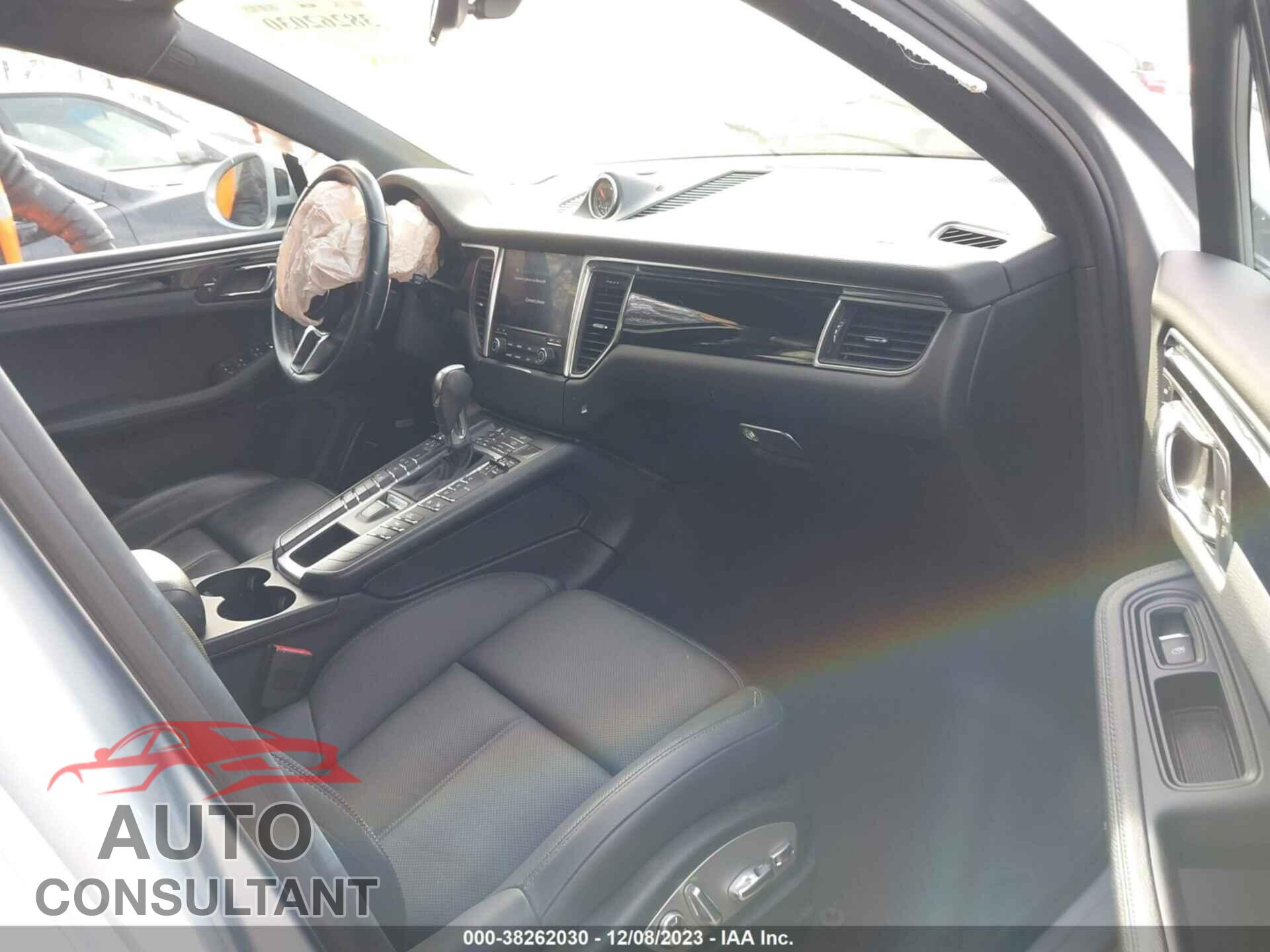 PORSCHE MACAN 2017 - WP1AA2A56HLB06436