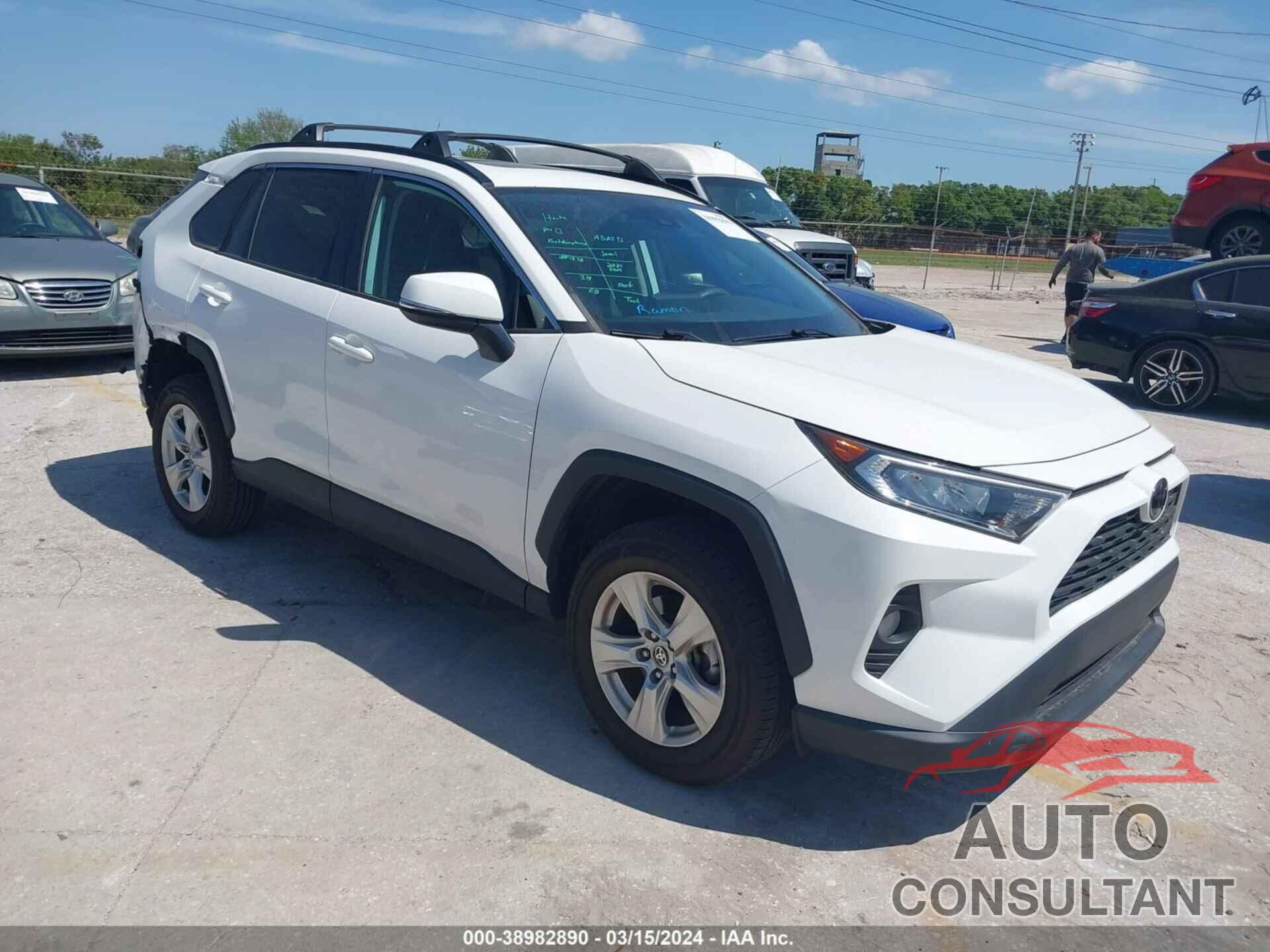 TOYOTA RAV4 2021 - 2T3W1RFV7MC123702