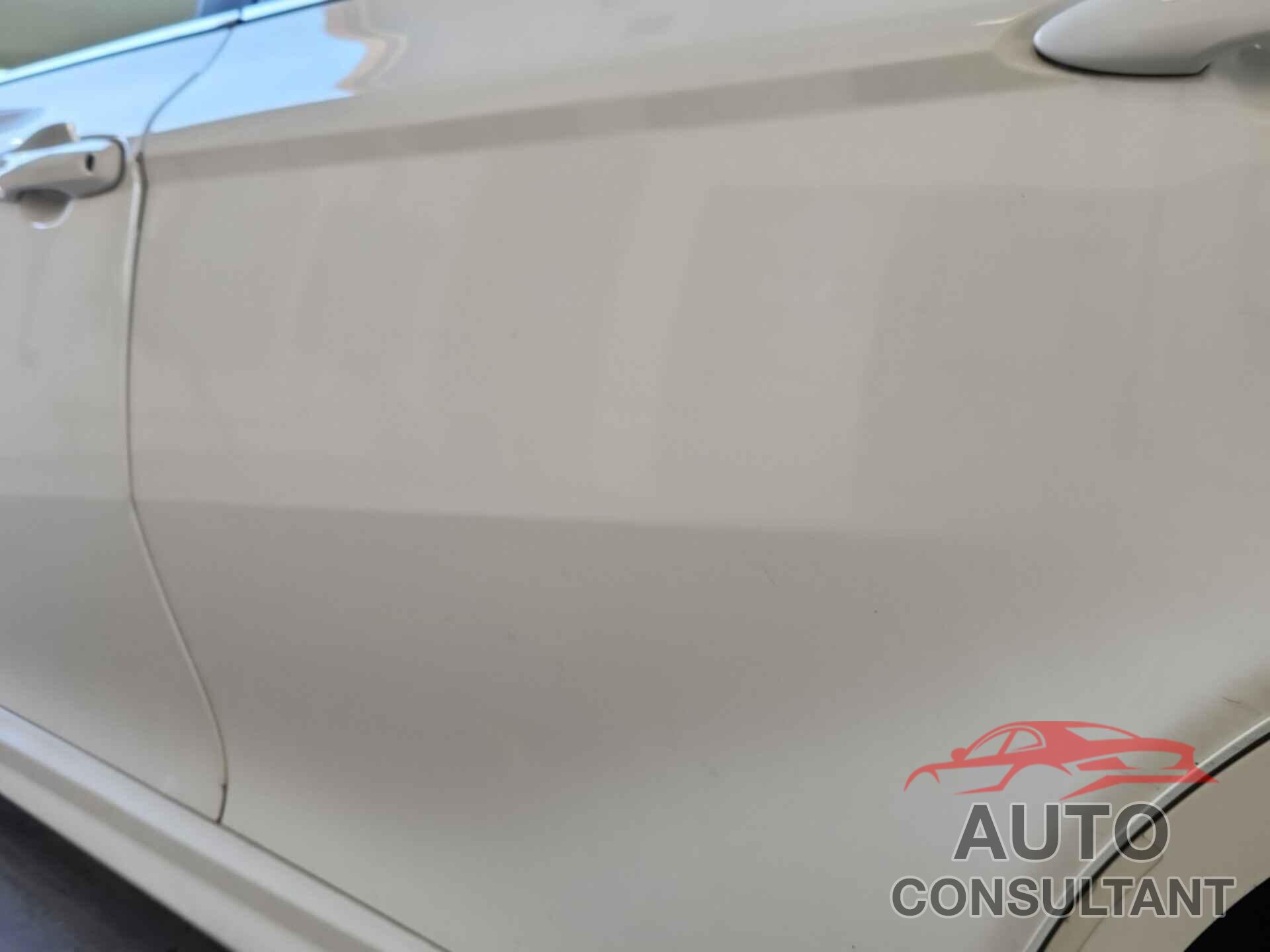 TOYOTA CAMRY 2018 - 4T1B11HK8JU559822