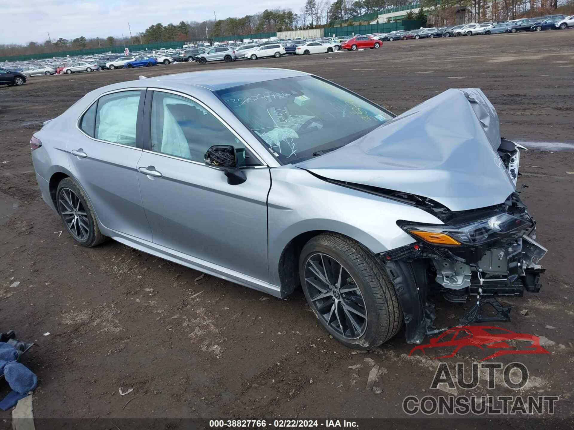 TOYOTA CAMRY 2023 - 4T1G11AK0PU164106