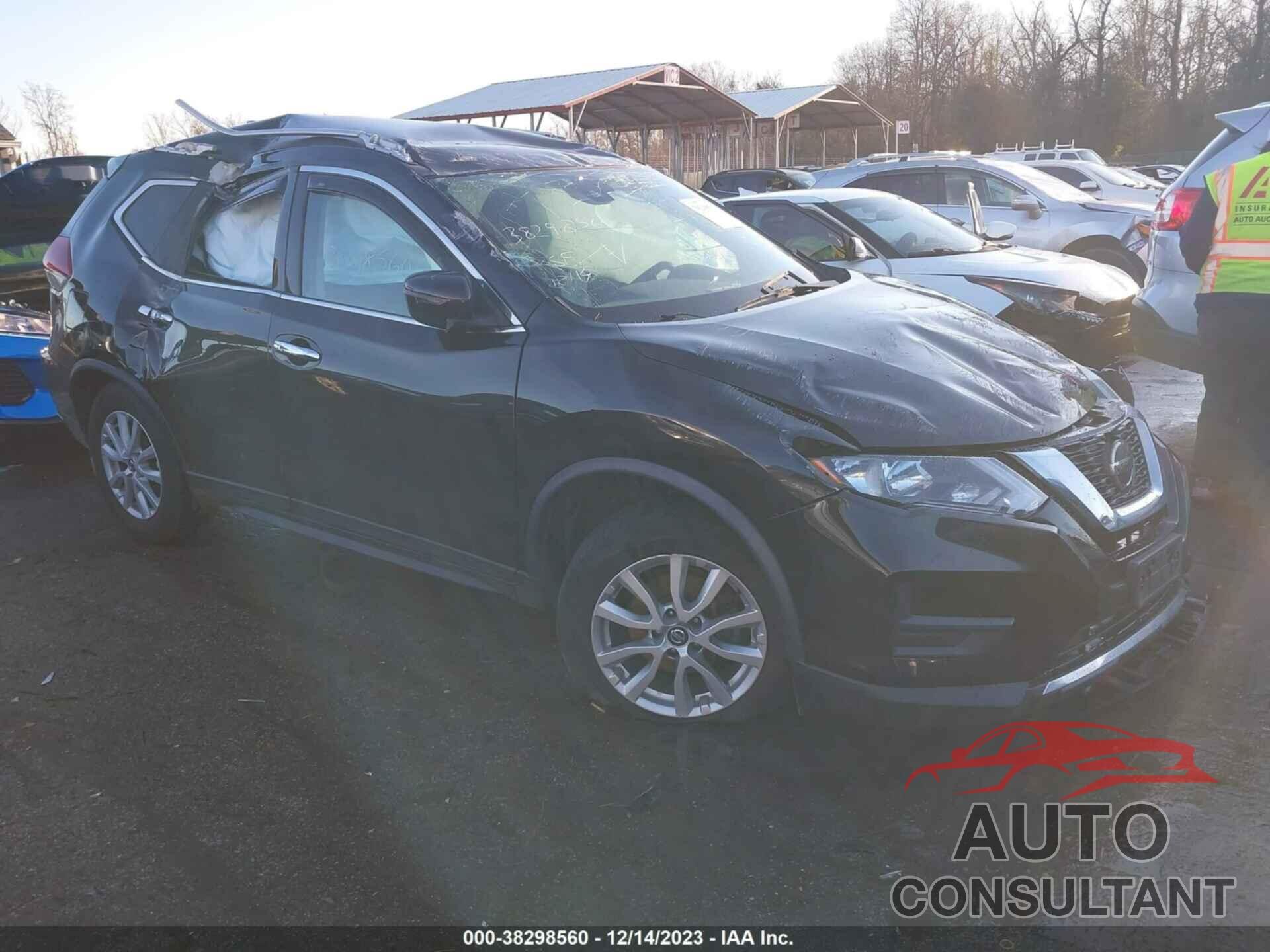 NISSAN ROGUE 2019 - KNMAT2MT6KP508396