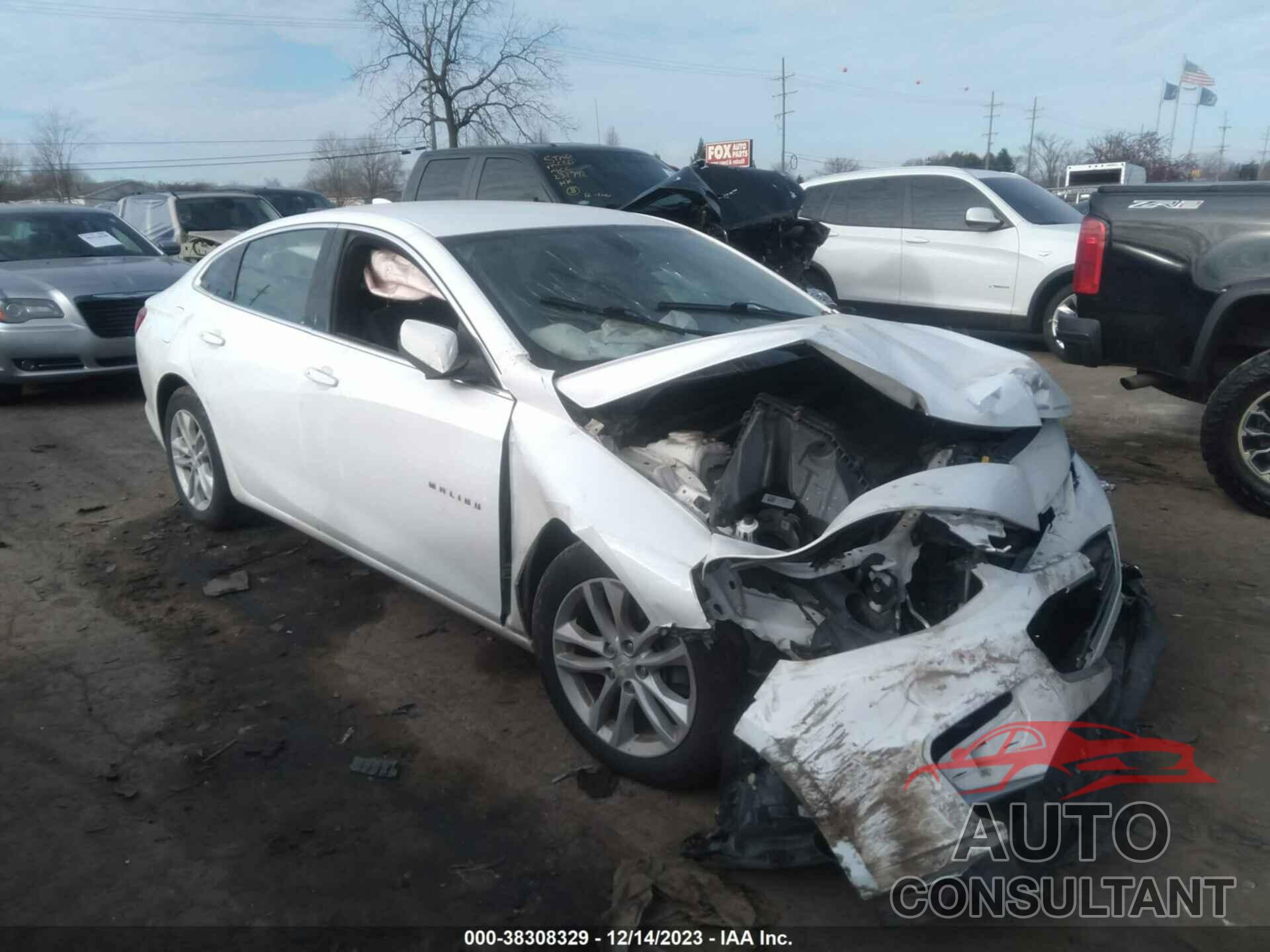 CHEVROLET MALIBU 2016 - 1G1ZE5ST9GF201165