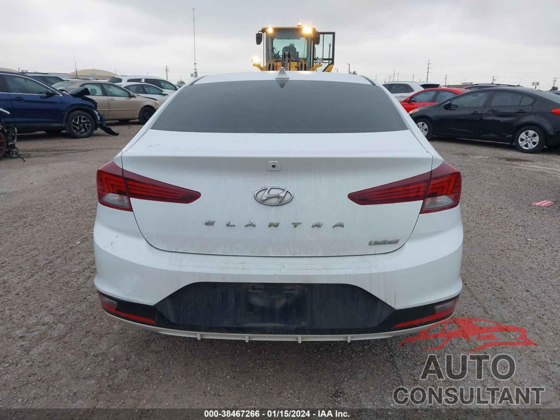 HYUNDAI ELANTRA 2019 - 5NPD84LF2KH478914