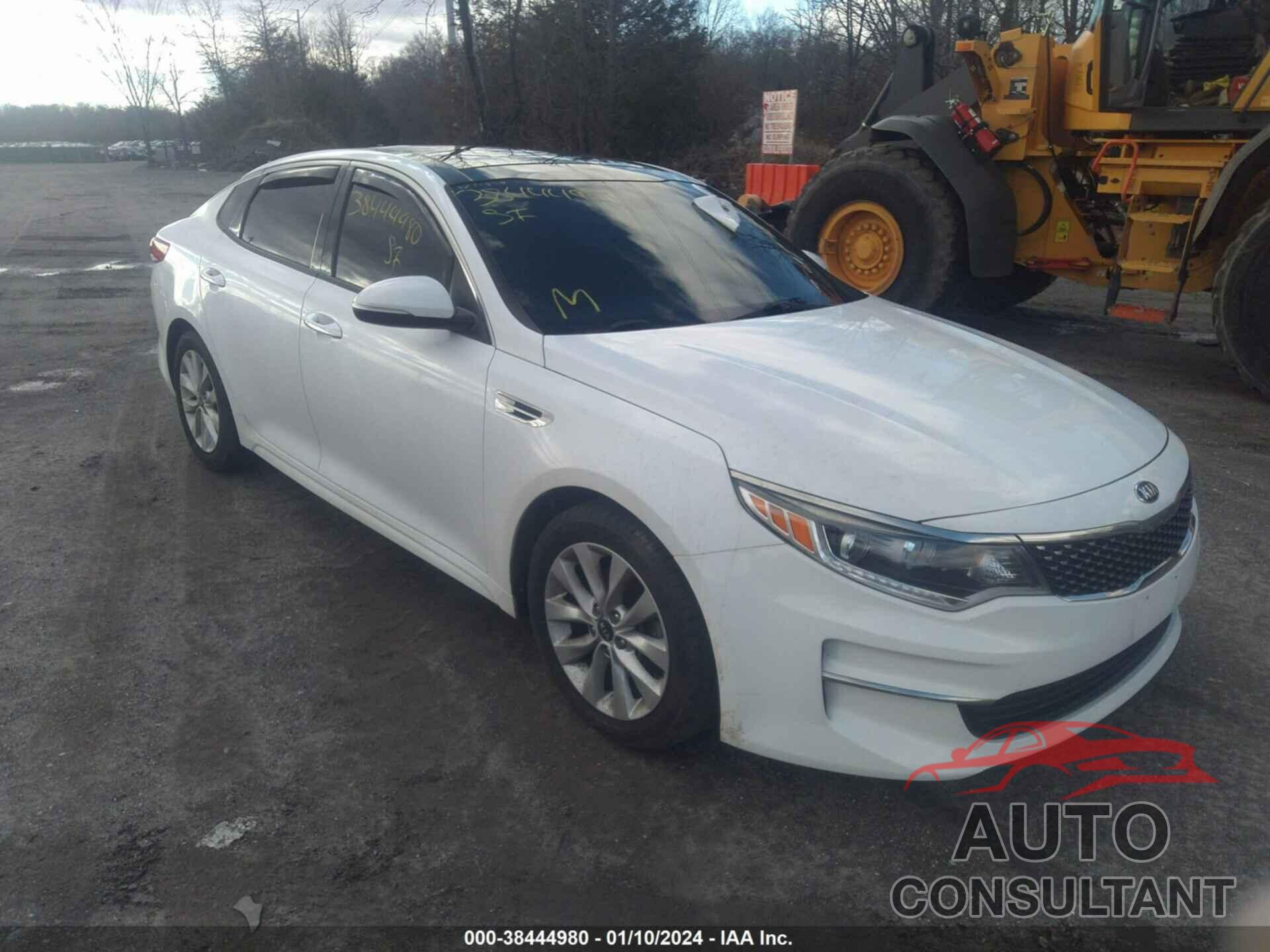 KIA OPTIMA 2018 - 5XXGU4L35JG182083