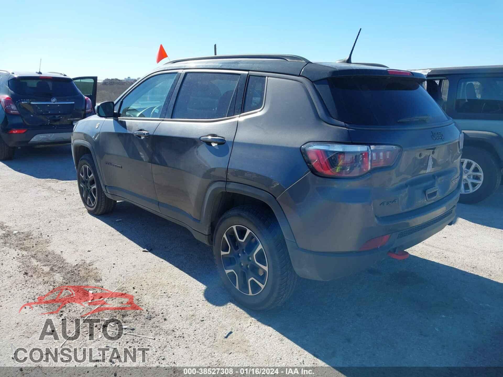 JEEP COMPASS 2019 - 3C4NJDDB4KT800022