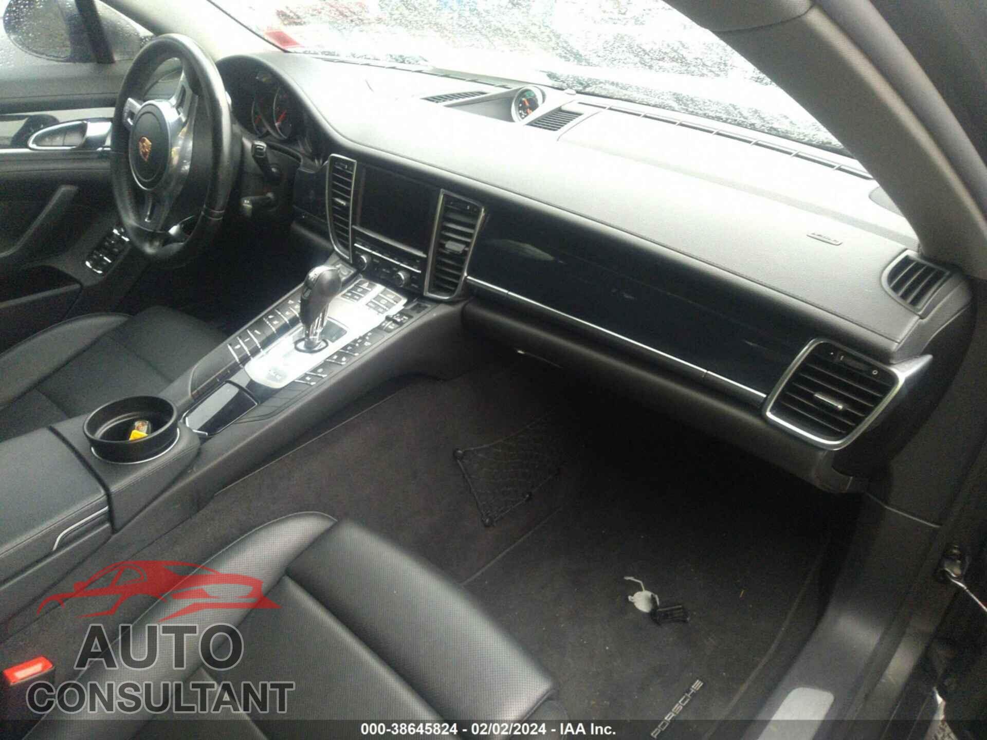 PORSCHE PANAMERA 2016 - WP0AA2A73GL000236