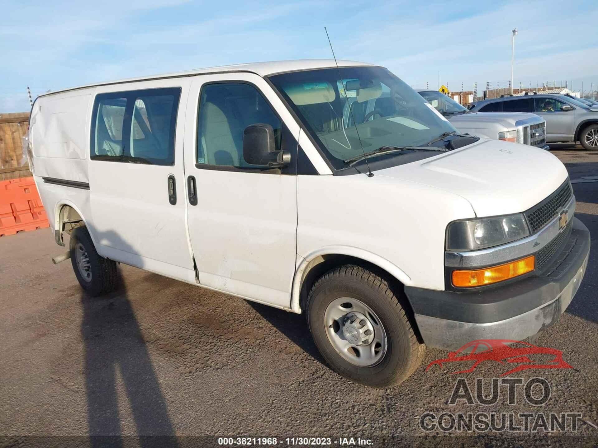 CHEVROLET EXPRESS CARGO VAN 2016 - 1GCWGAFF7G1211448