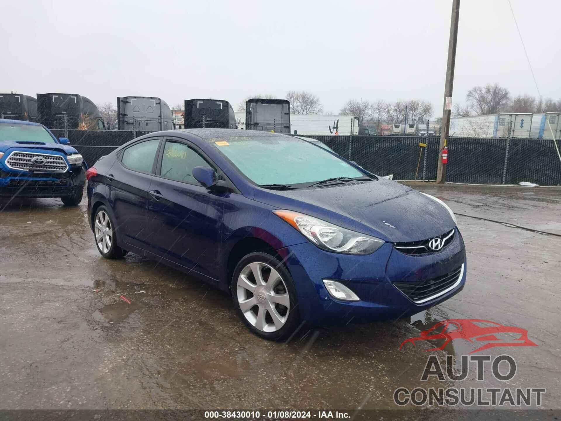 HYUNDAI ELANTRA 2013 - 5NPDH4AE2DH341369