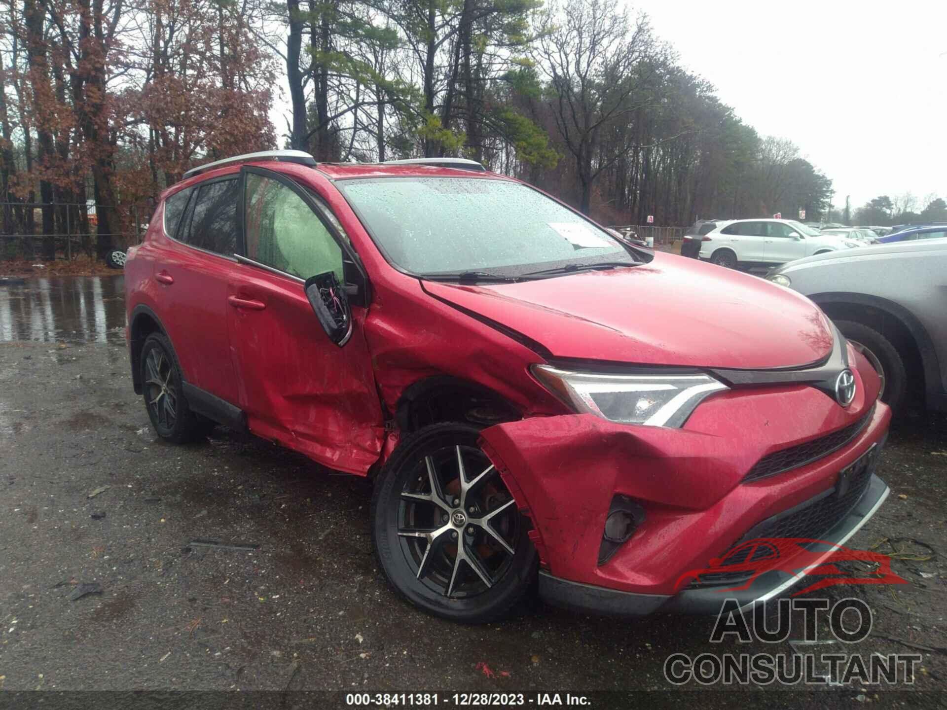 TOYOTA RAV4 2016 - JTMJFREV5GJ071453