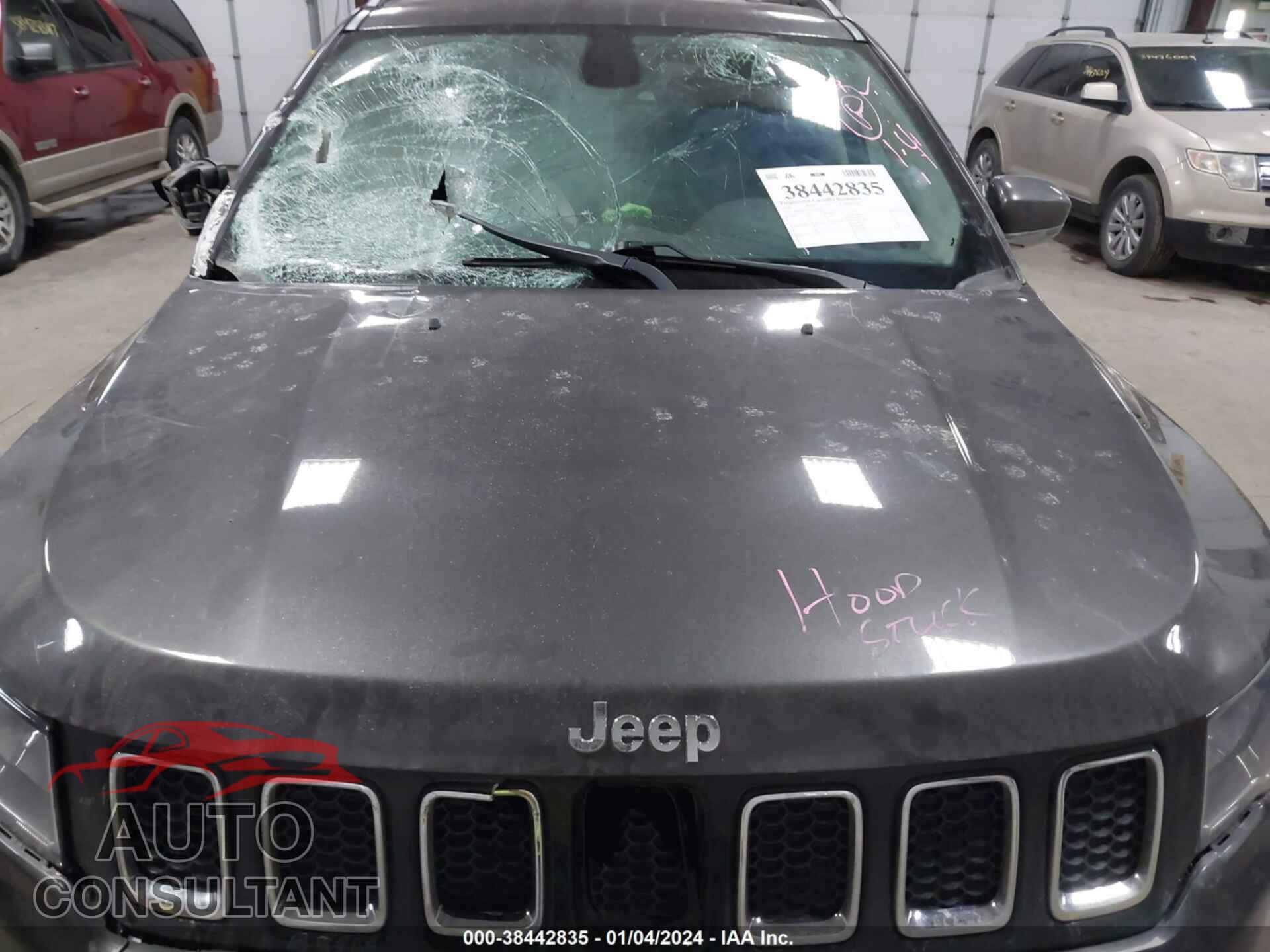JEEP COMPASS 2020 - 3C4NJDCB5LT170594