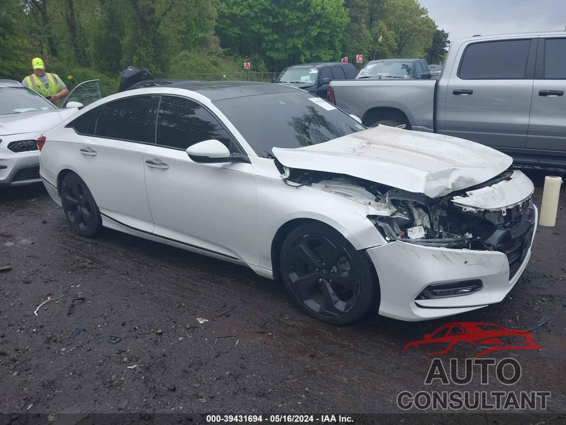 HONDA ACCORD 2018 - 1HGCV1F91JA057959