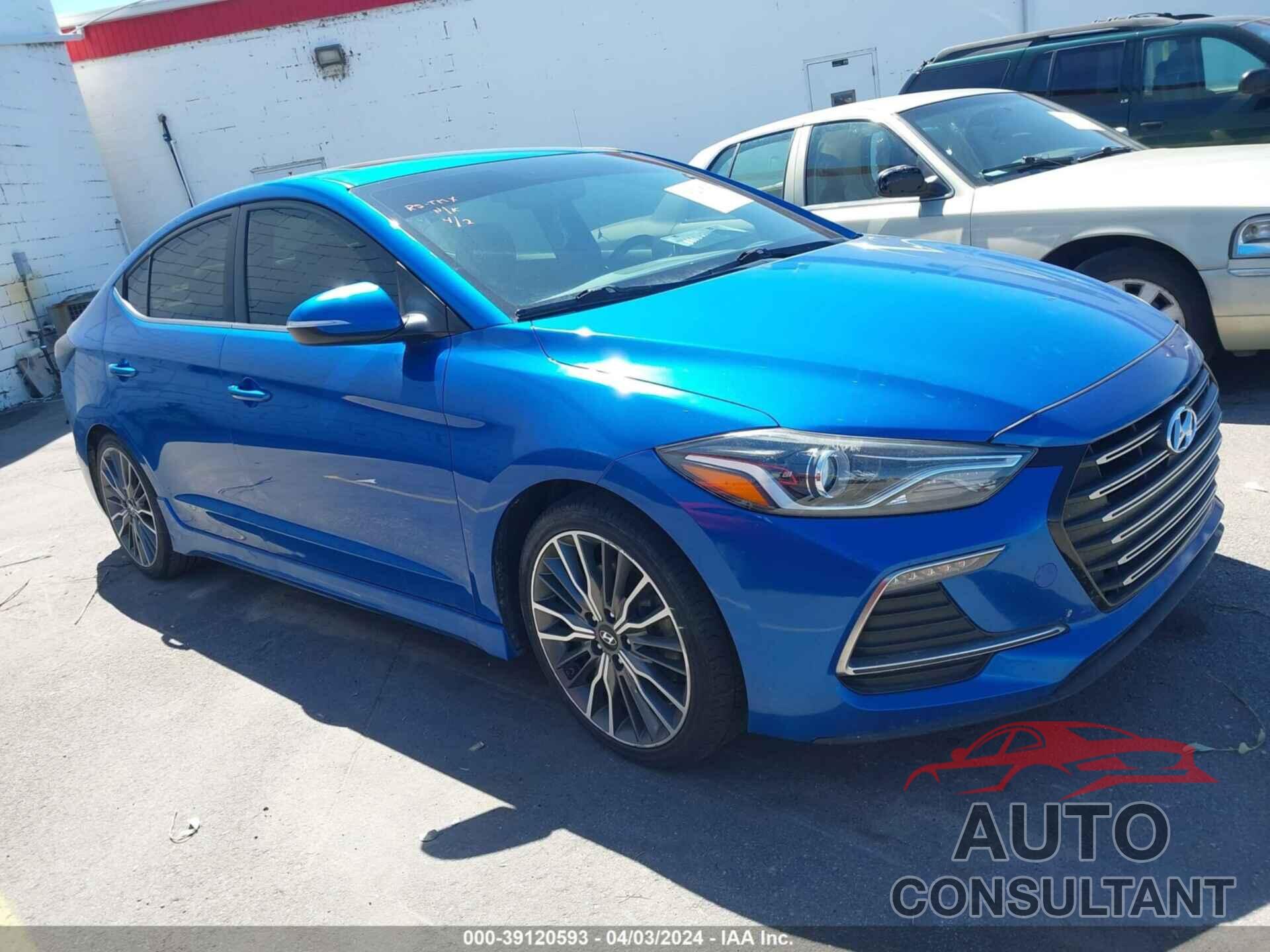 HYUNDAI ELANTRA 2017 - KMHD04LB8HU352605