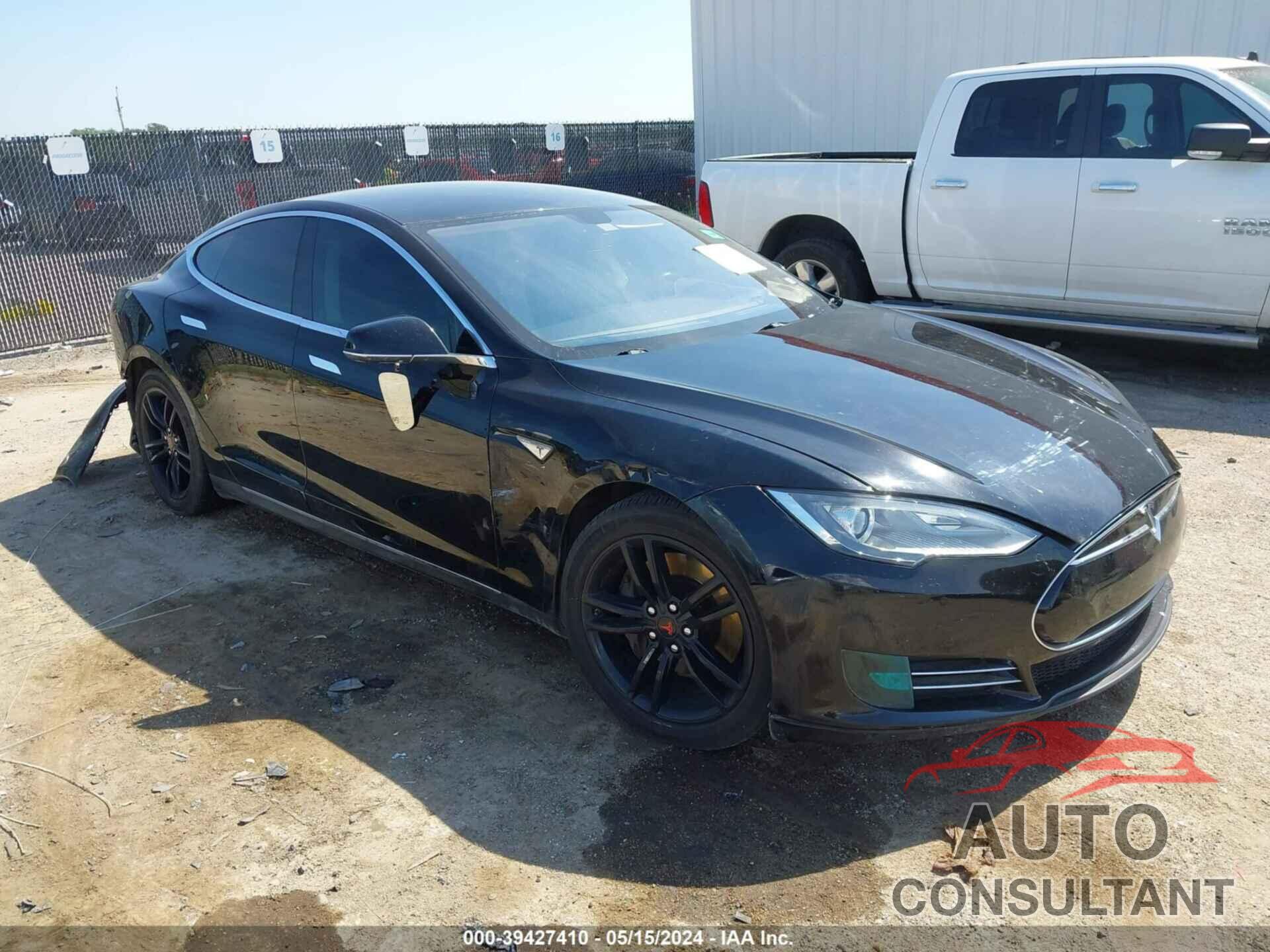 TESLA MODEL S 2013 - 5YJSA1CN6DFP20767