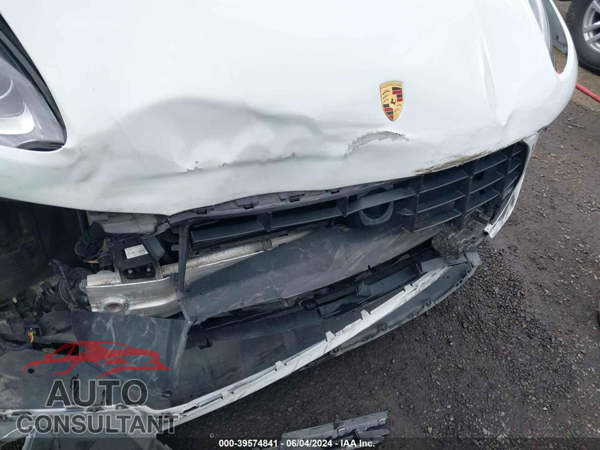 PORSCHE MACAN 2018 - WP1AA2A59JLB09126