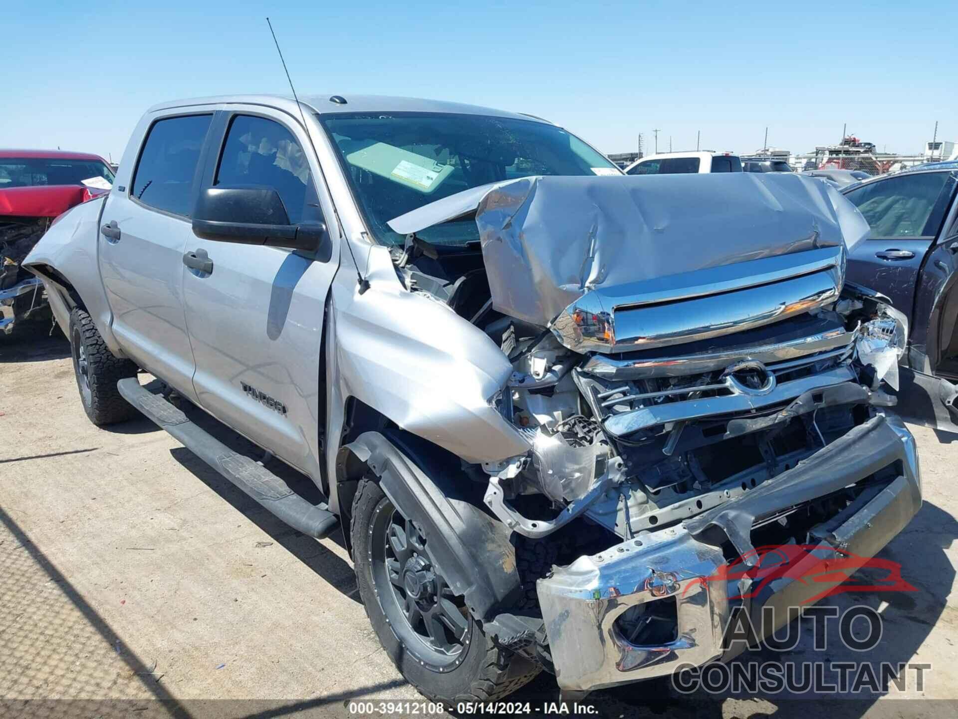 TOYOTA TUNDRA 2017 - 5TFEM5F18HX111325