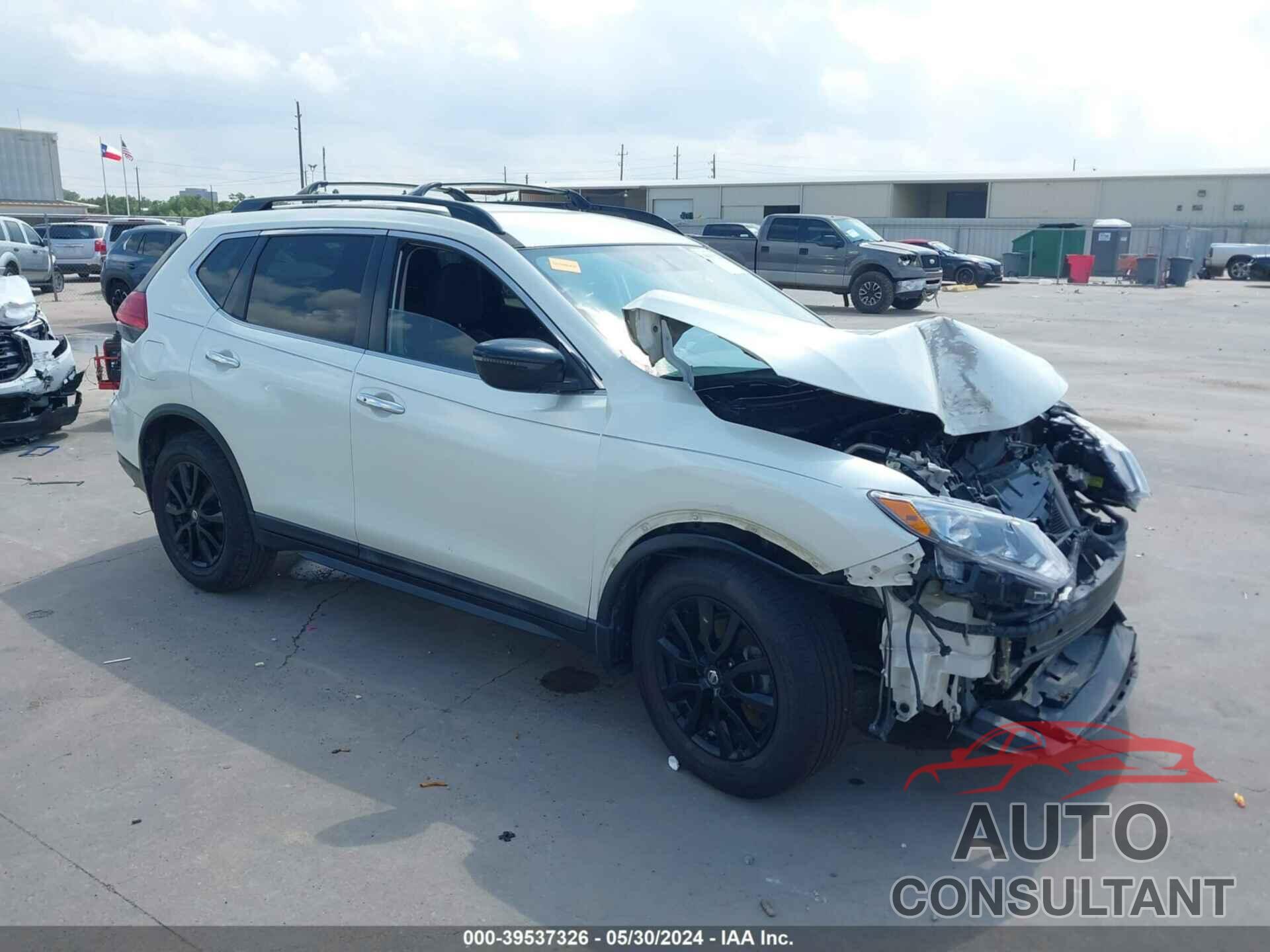 NISSAN ROGUE 2017 - 5N1AT2MTXHC810706