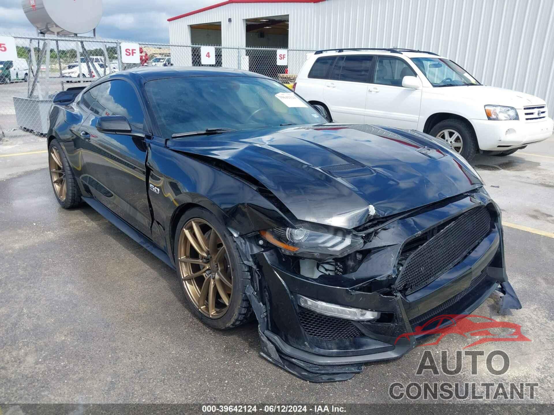 FORD MUSTANG 2020 - 1FA6P8CF7L5158451