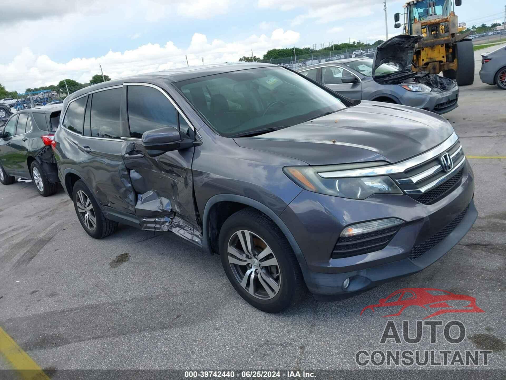 HONDA PILOT 2018 - 5FNYF5H52JB013415