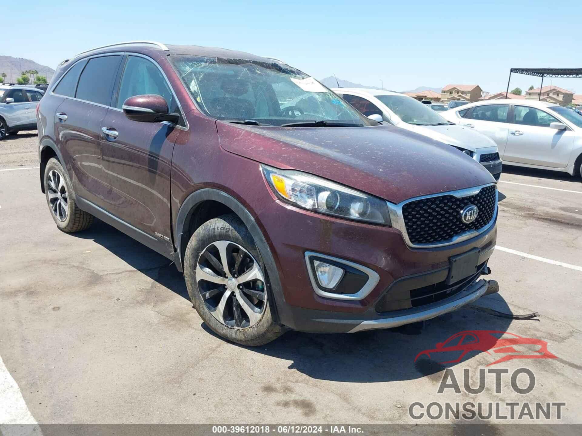 KIA SORENTO 2018 - 5XYPHDA58JG395209