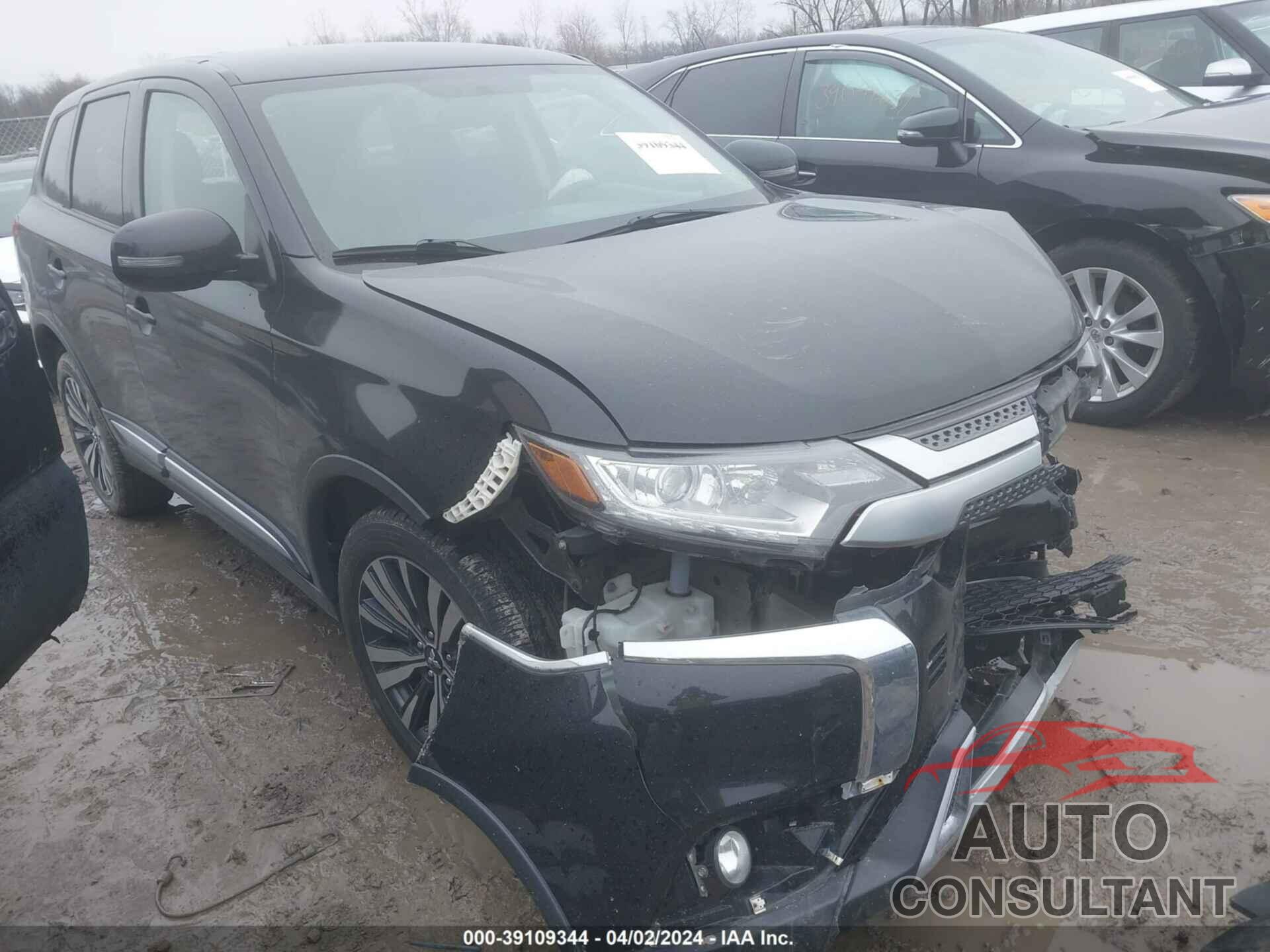 MITSUBISHI OUTLANDER 2019 - JA4AD3A38KZ044551
