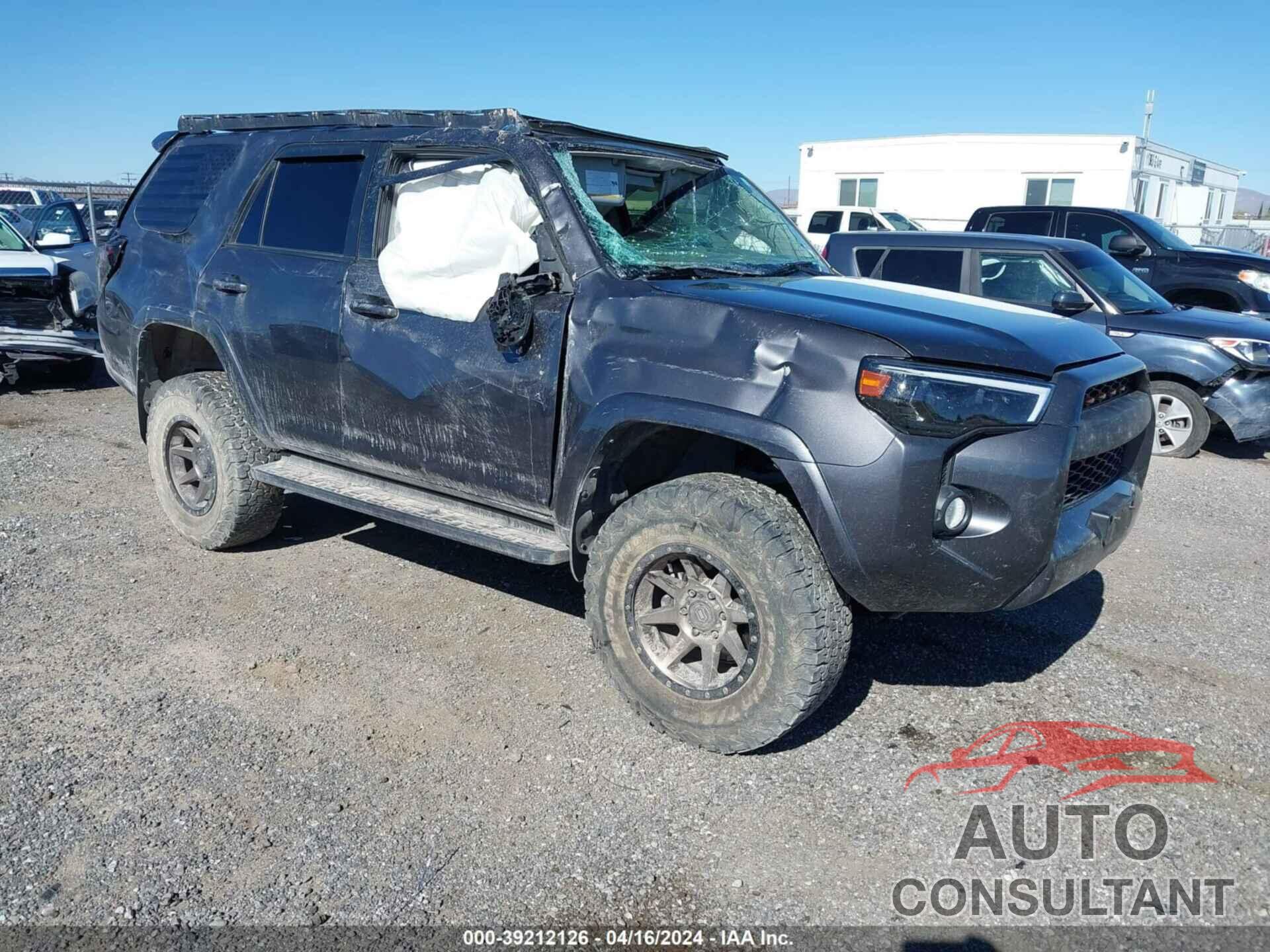 TOYOTA 4RUNNER 2018 - JTEBU5JRXJ5524974