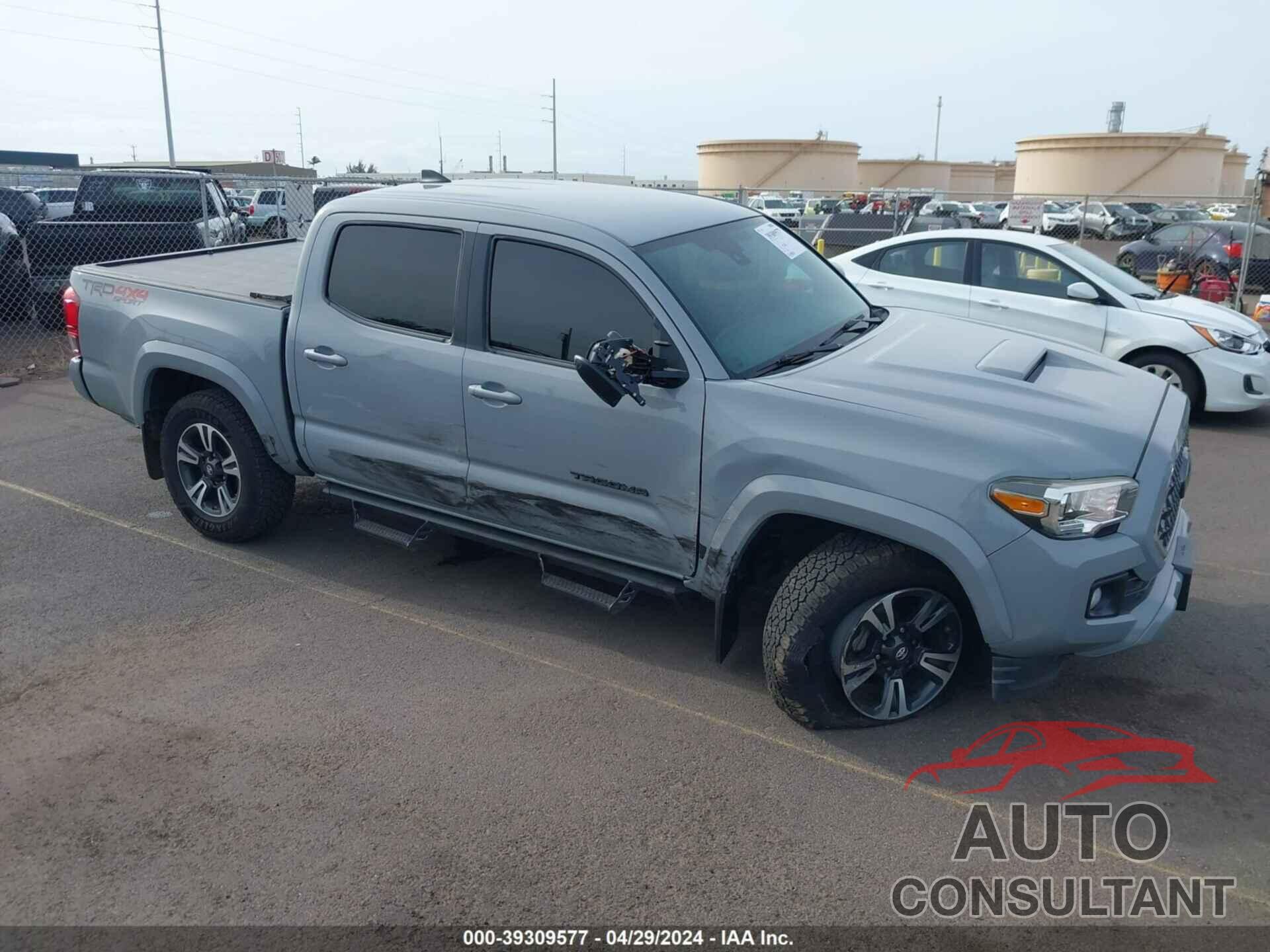 TOYOTA TACOMA 2018 - 3TMCZ5AN5JM176941