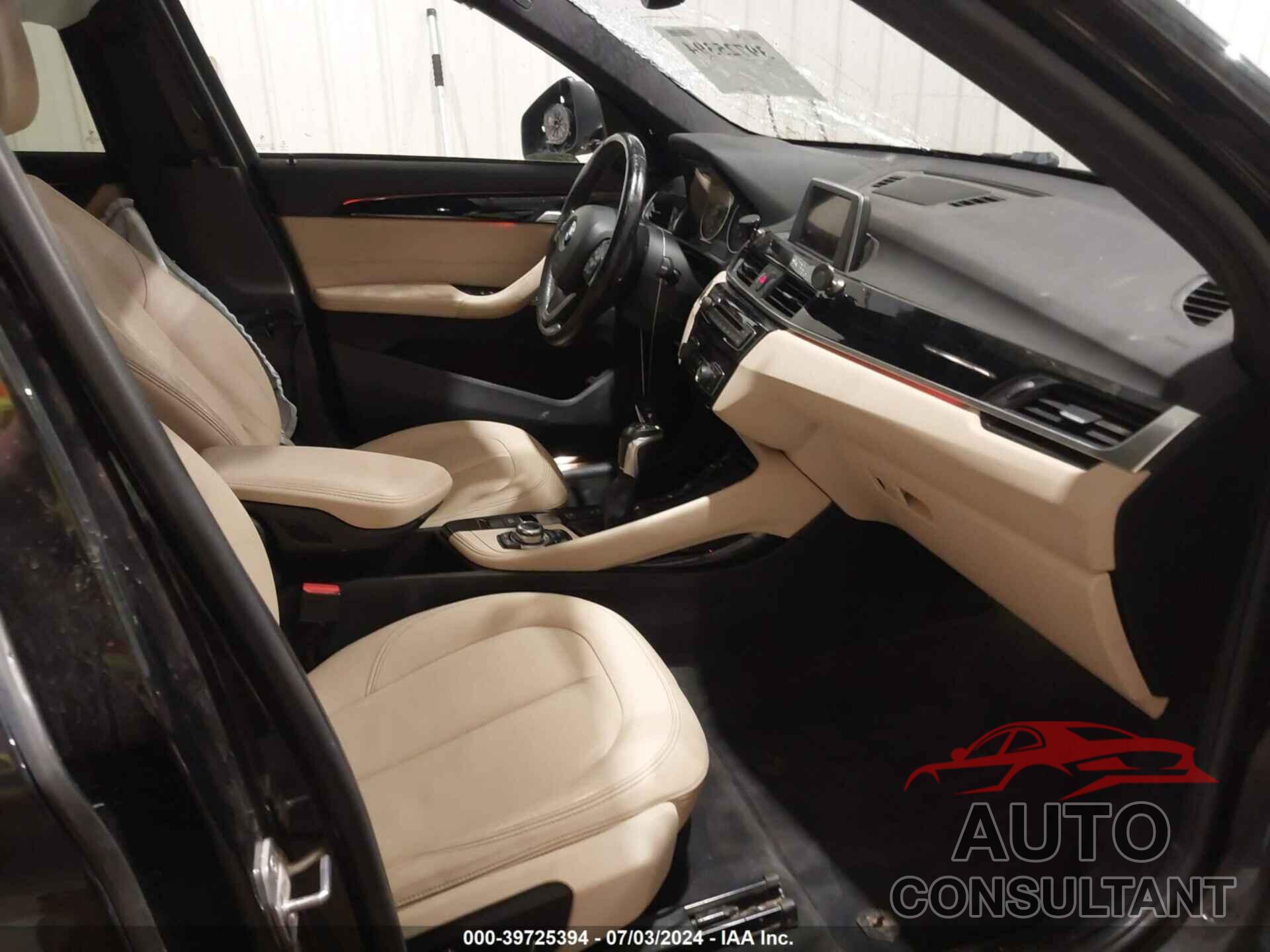 BMW X1 2016 - WBXHT3C38GP885215
