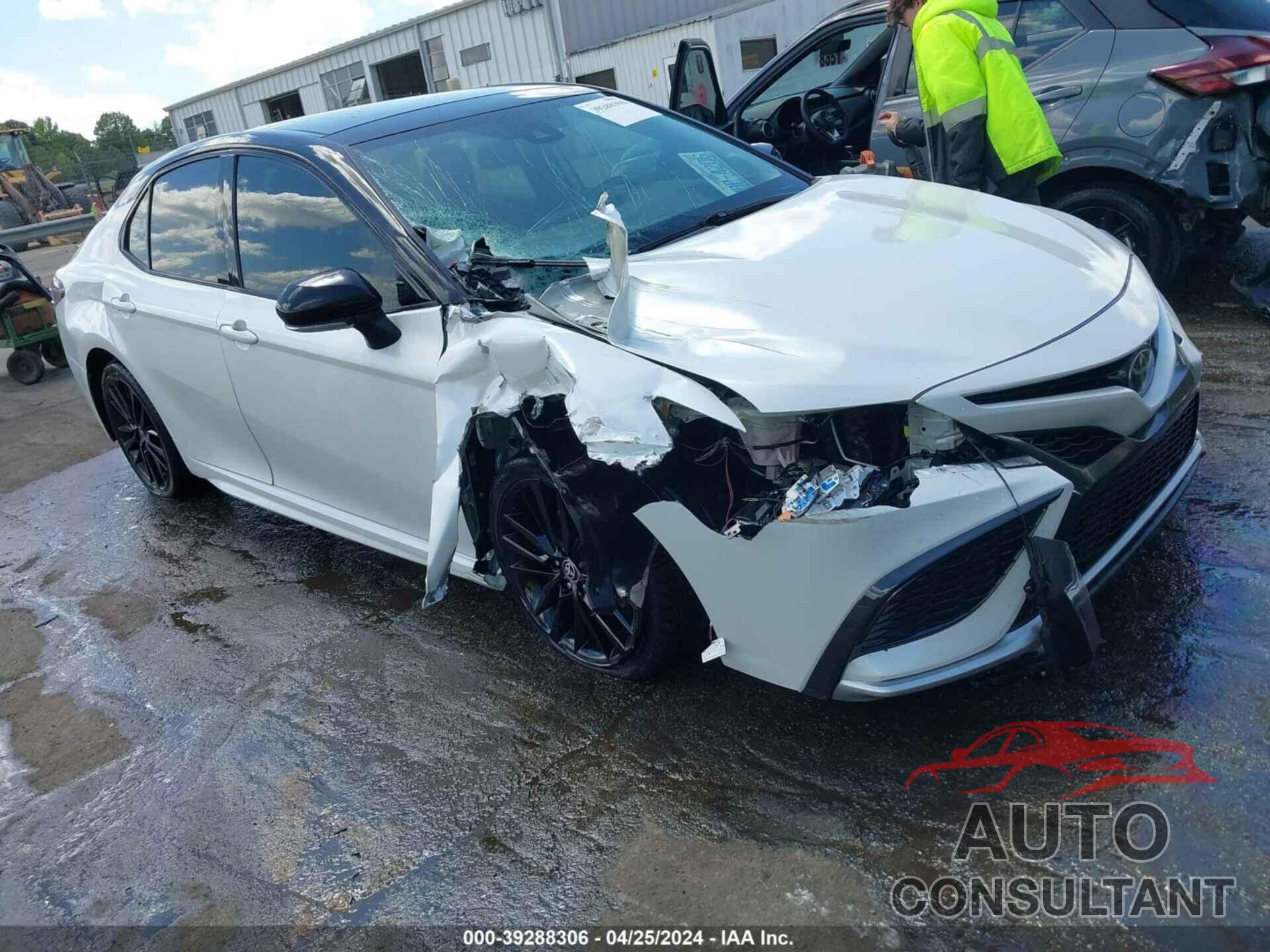 TOYOTA CAMRY 2021 - 4T1K61AK9MU416233