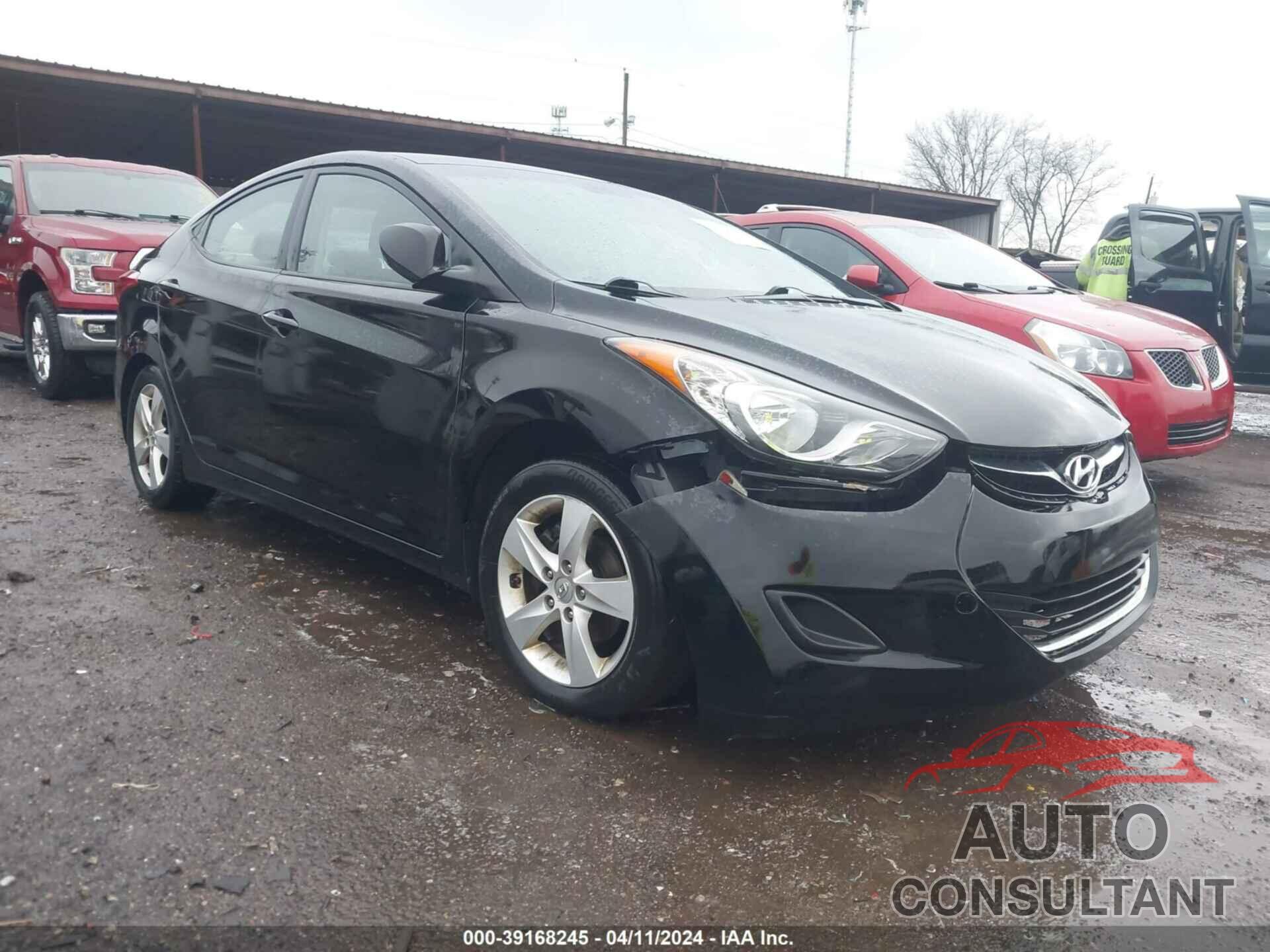 HYUNDAI ELANTRA 2011 - KMHDH4AE0BU140035