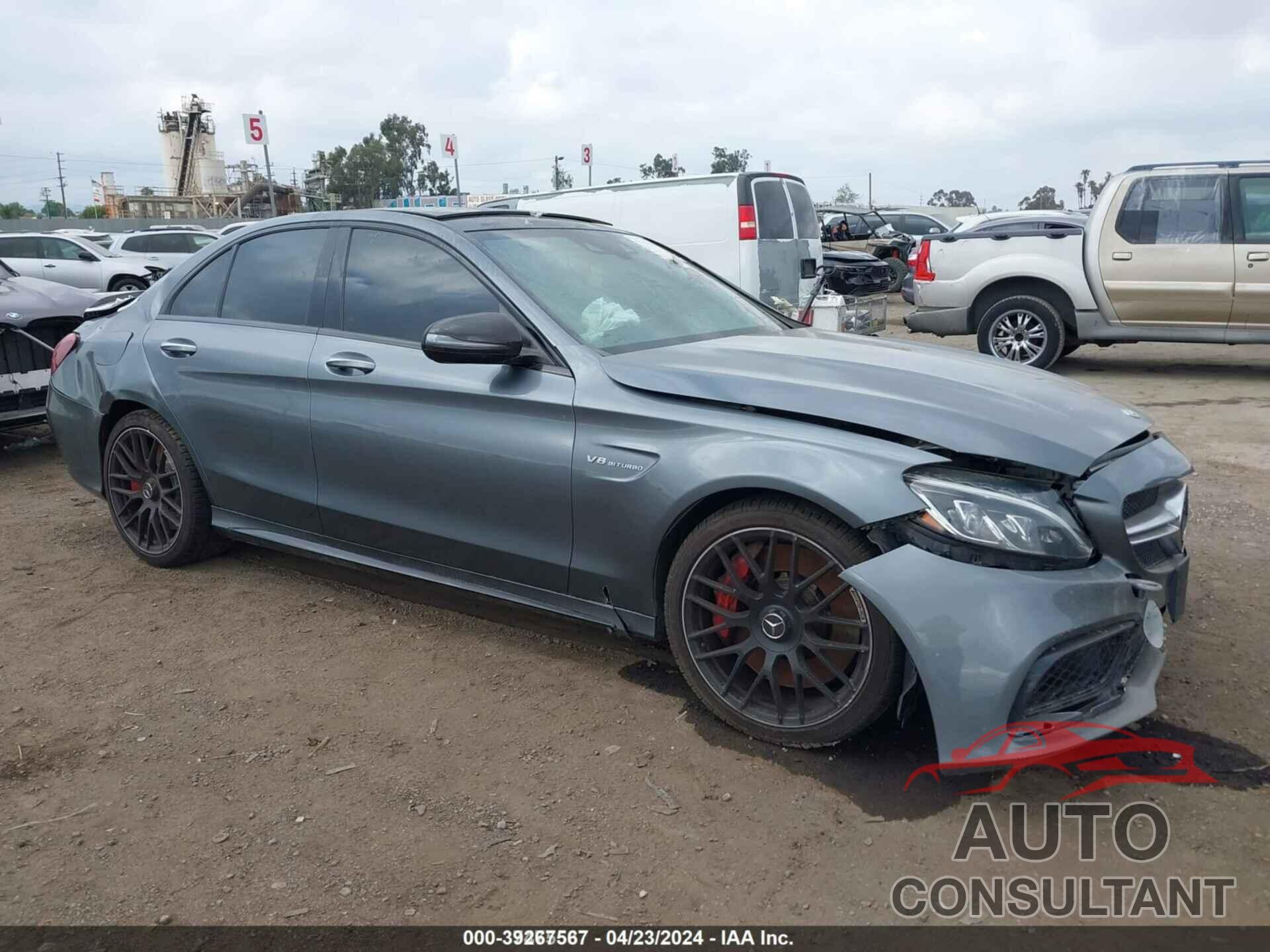 MERCEDES-BENZ AMG C 63 2018 - 55SWF8HB8JU252917