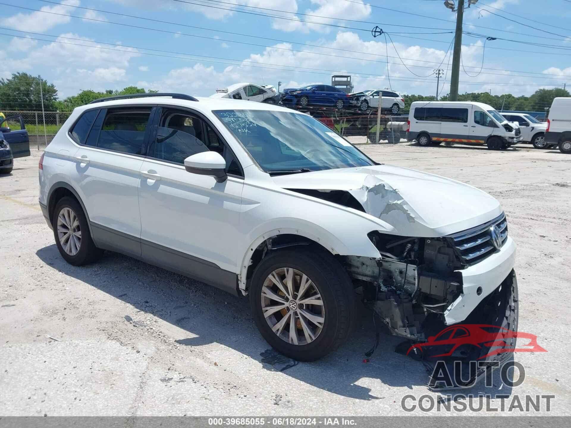 VOLKSWAGEN TIGUAN 2018 - 3VV1B7AX1JM012905