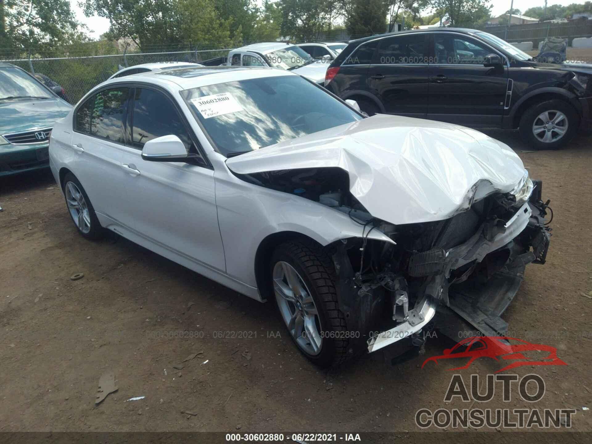 BMW 3 SERIES 2018 - WBA8F1C56JK898282