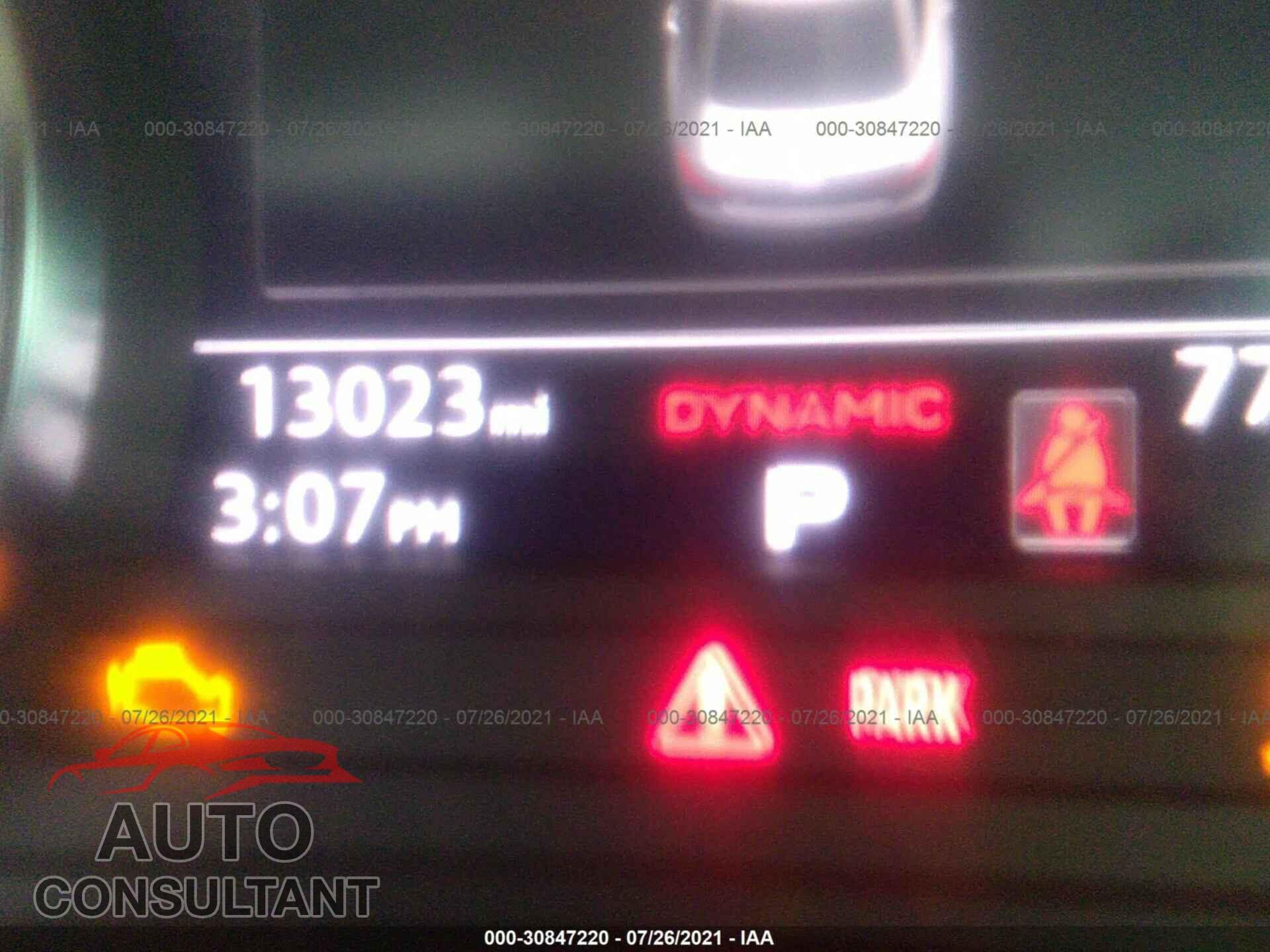 AUDI A4 2019 - WAUDNAF4XKN007723