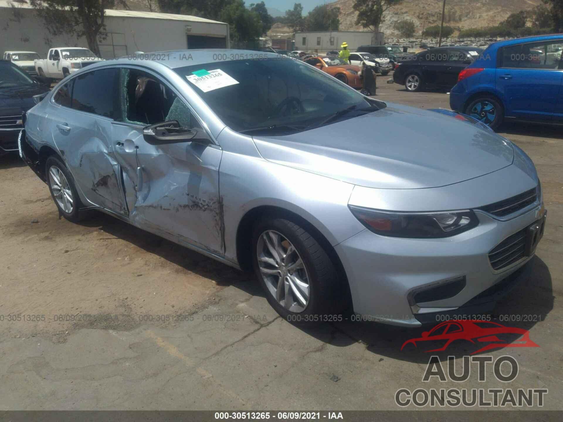 CHEVROLET MALIBU 2018 - 1G1ZD5ST8JF201040
