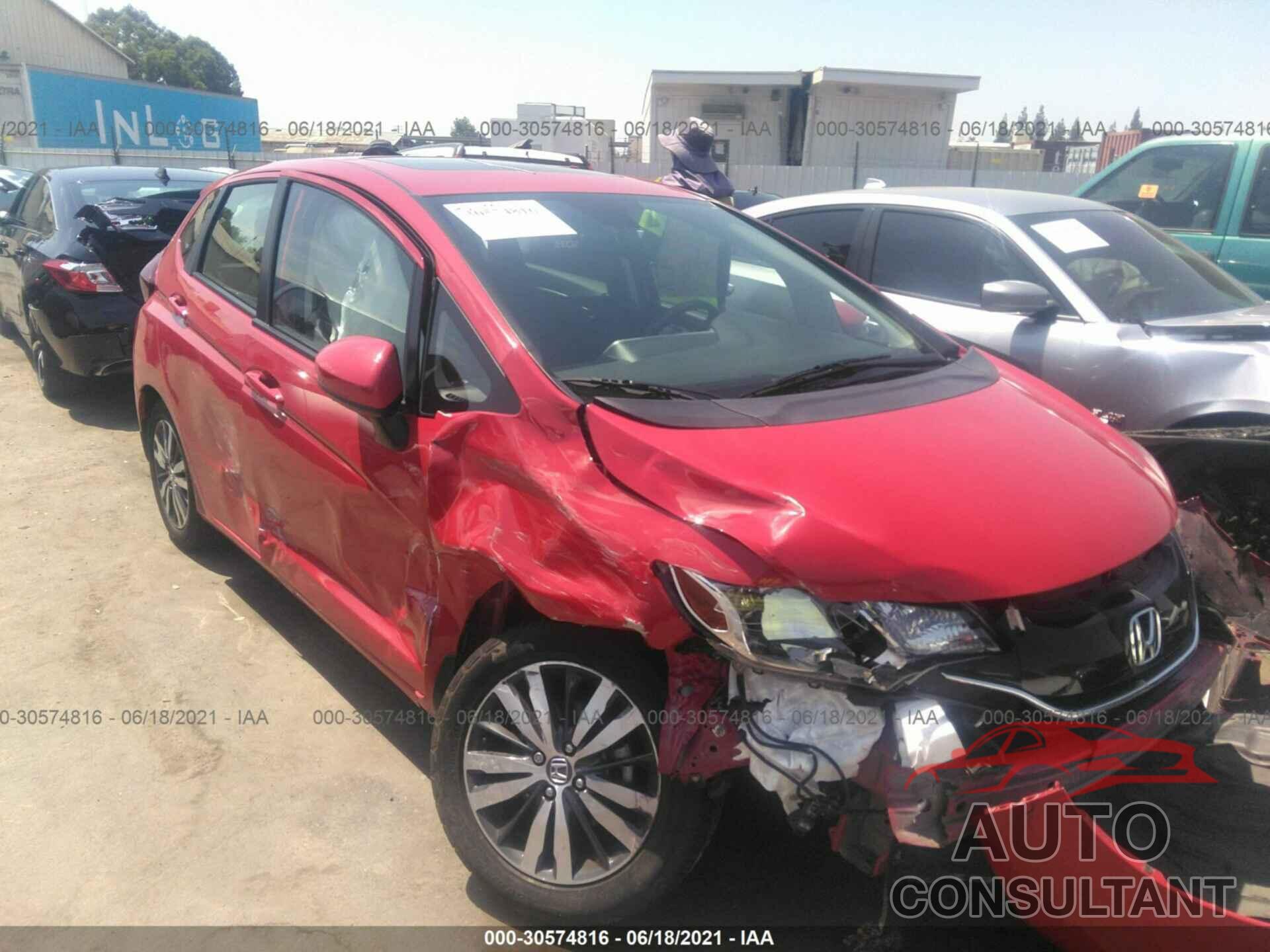 HONDA FIT 2016 - JHMGK5H71GX001116