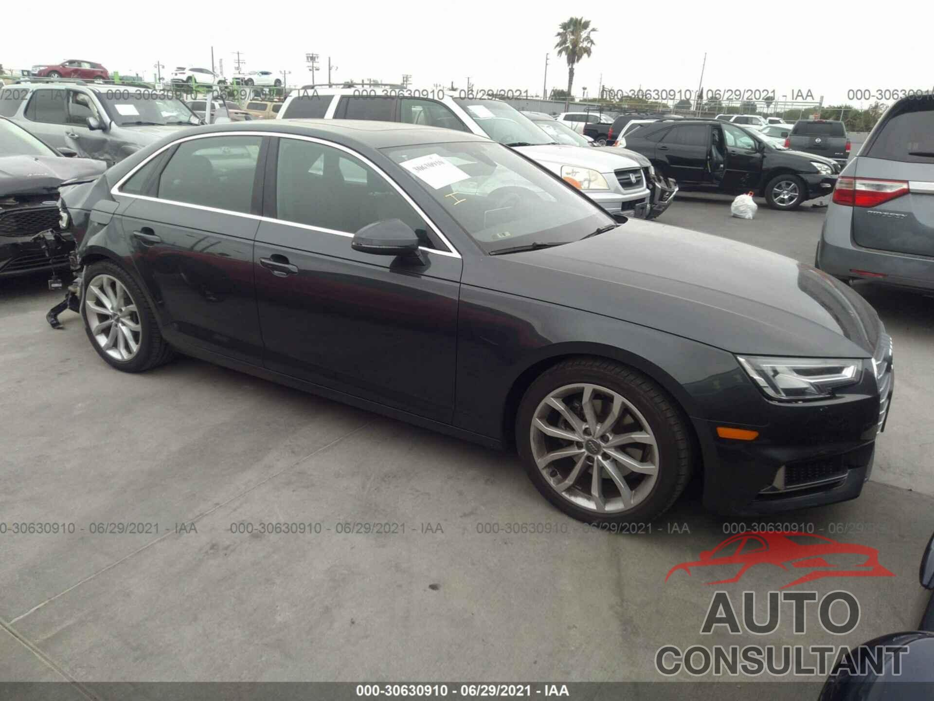 AUDI A4 2019 - WAUHMAF46KN015659