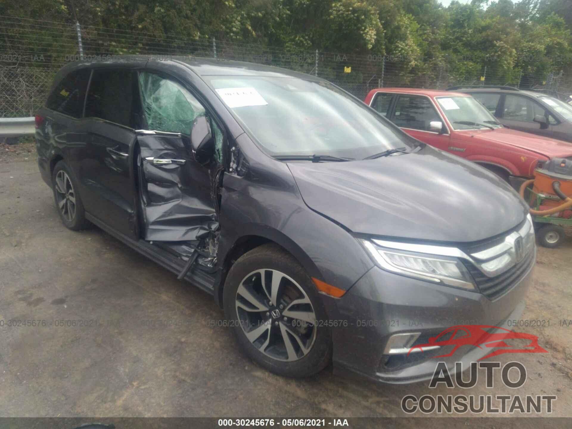 HONDA ODYSSEY 2018 - 5FNRL6H91JB061719