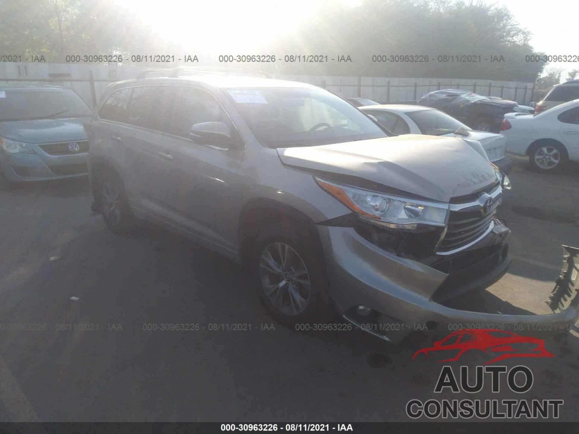 TOYOTA HIGHLANDER 2016 - 5TDBKRFH2GS267541
